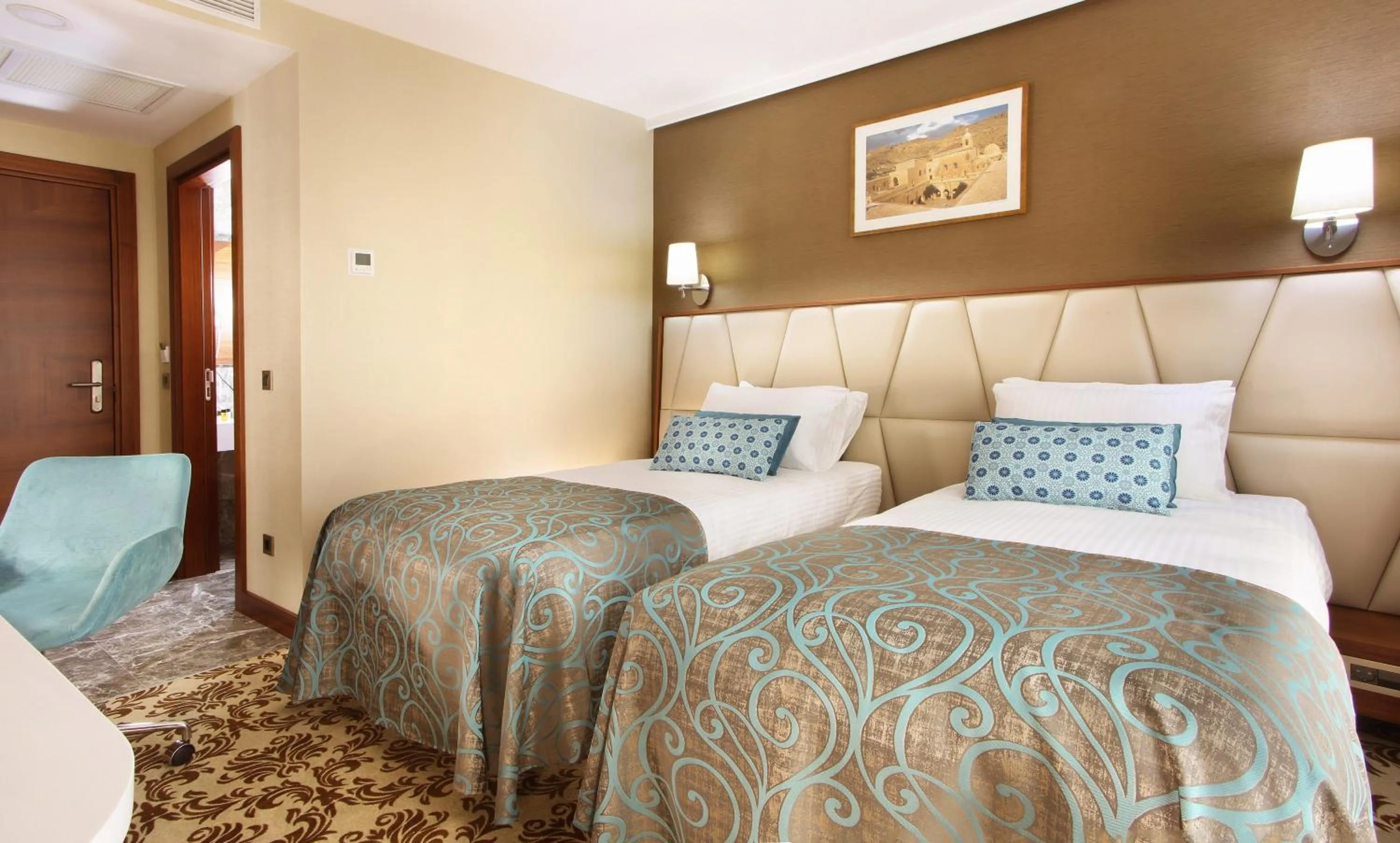 Shower in Mard-inn Hotel