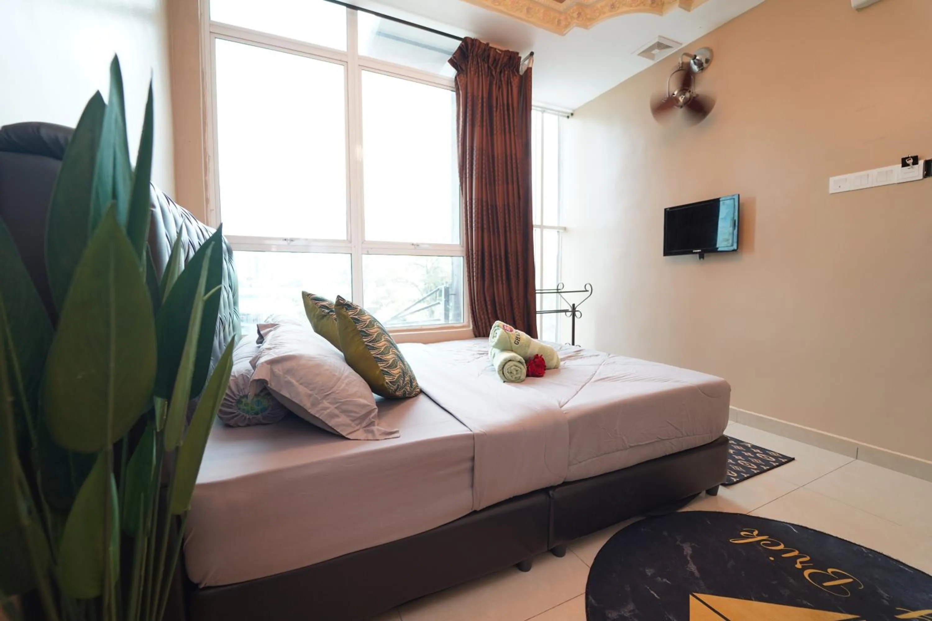 Bed in Ghazrin's Classic Hotel JB