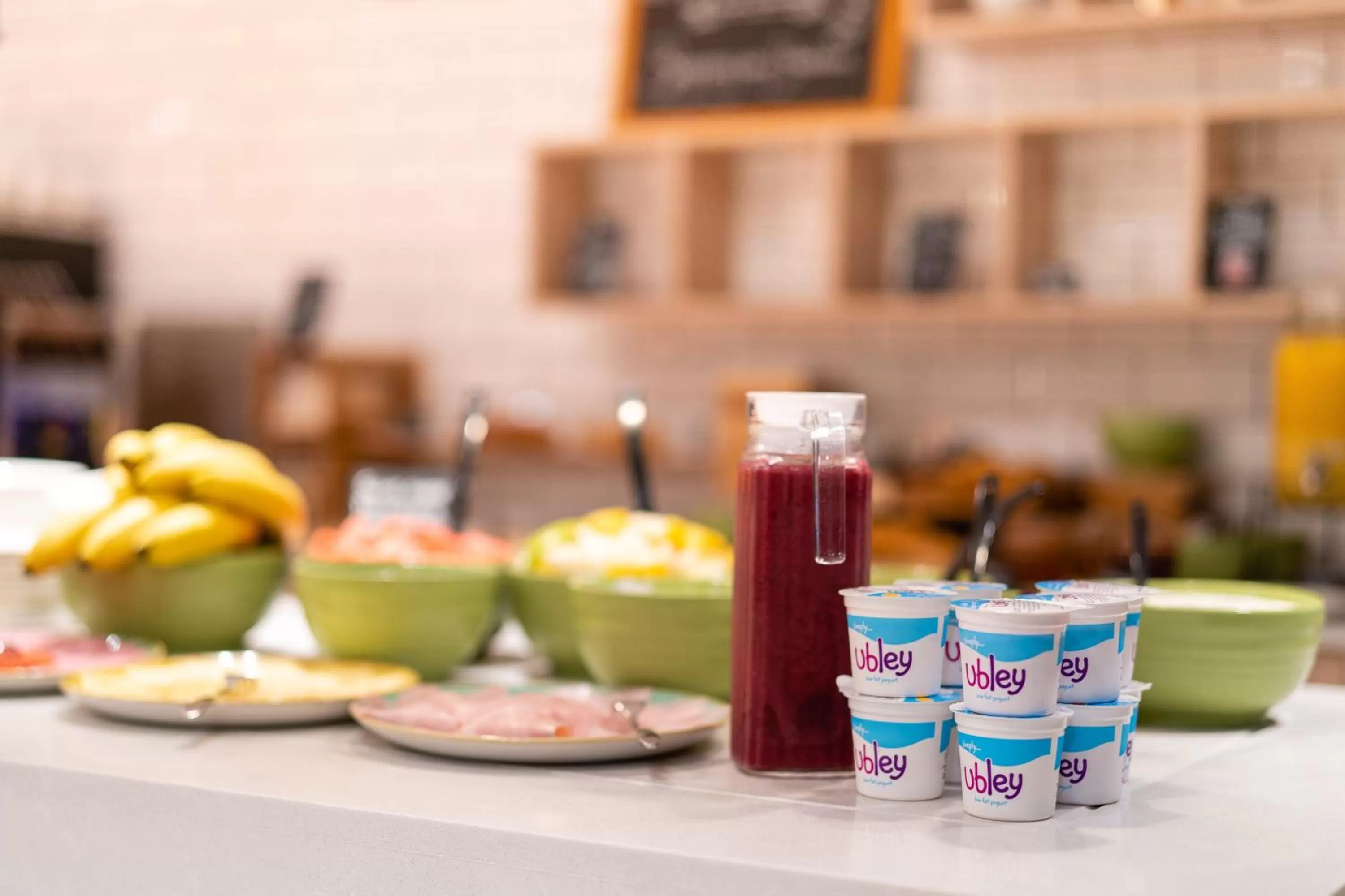 Restaurant/places to eat in Holiday Inn Stevenage by IHG