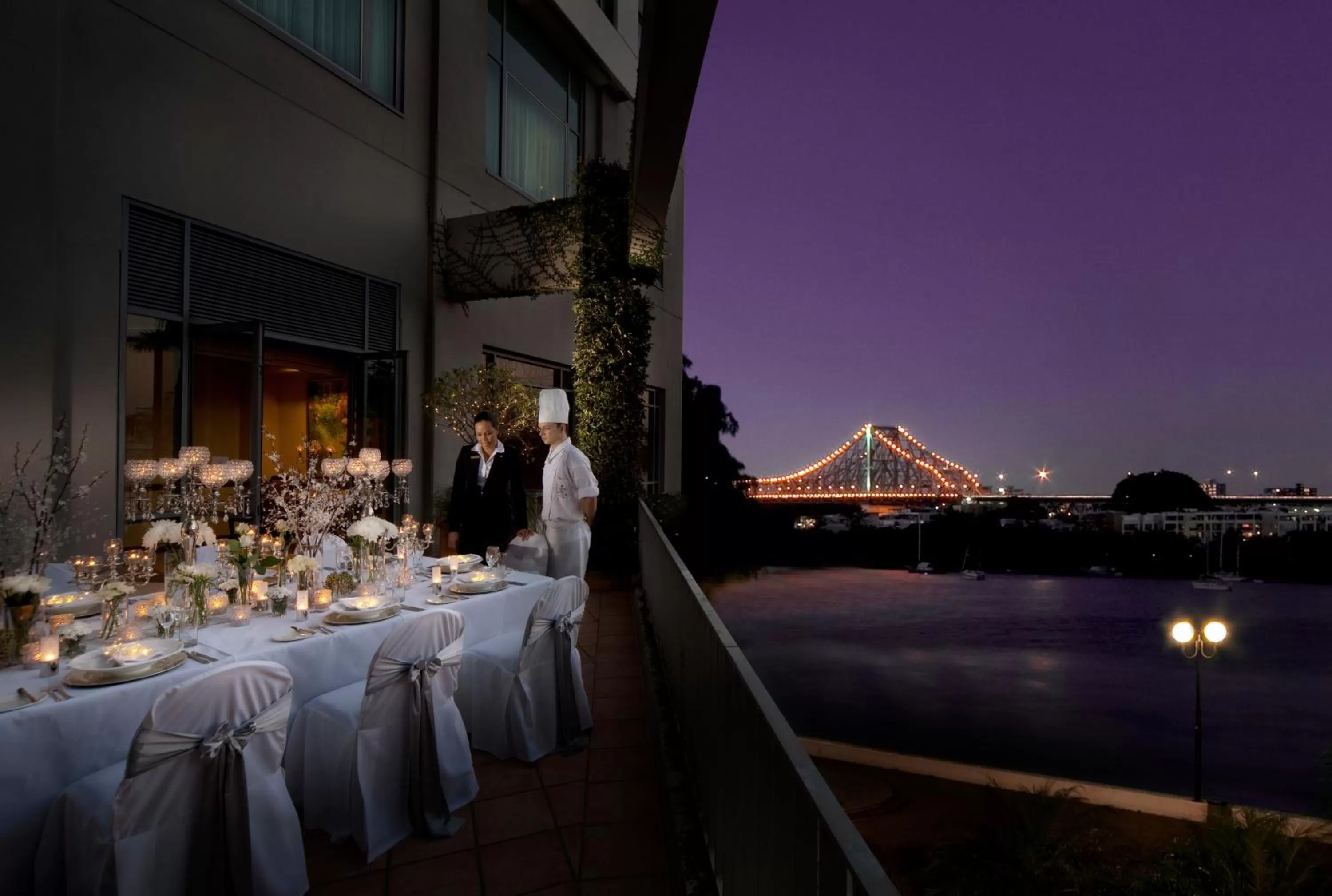 Night in Stamford Plaza Brisbane