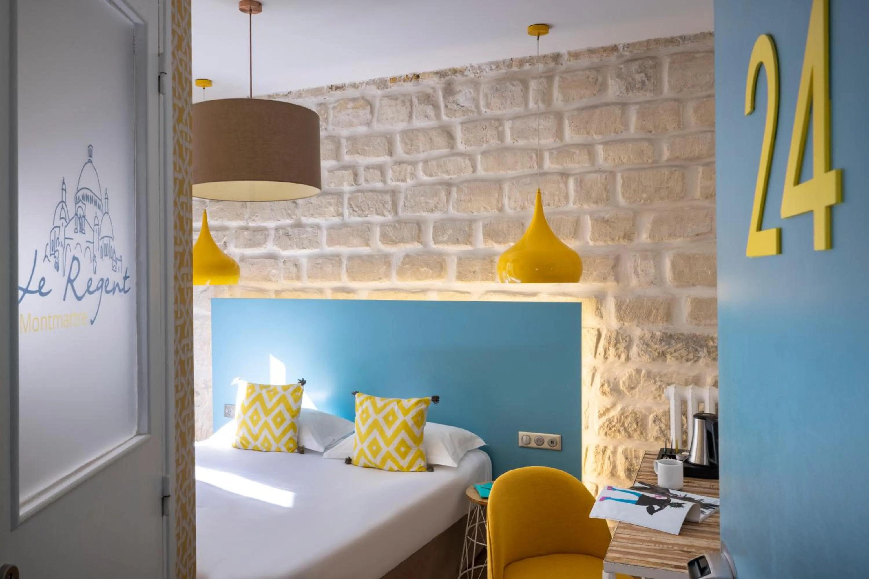 Bed in Le Regent Montmartre by Hiphophostels