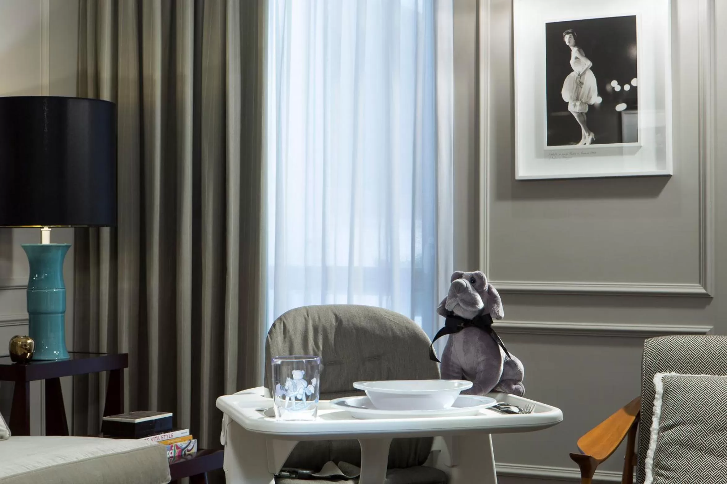 Decorative detail in Portrait Firenze - Lungarno Collection