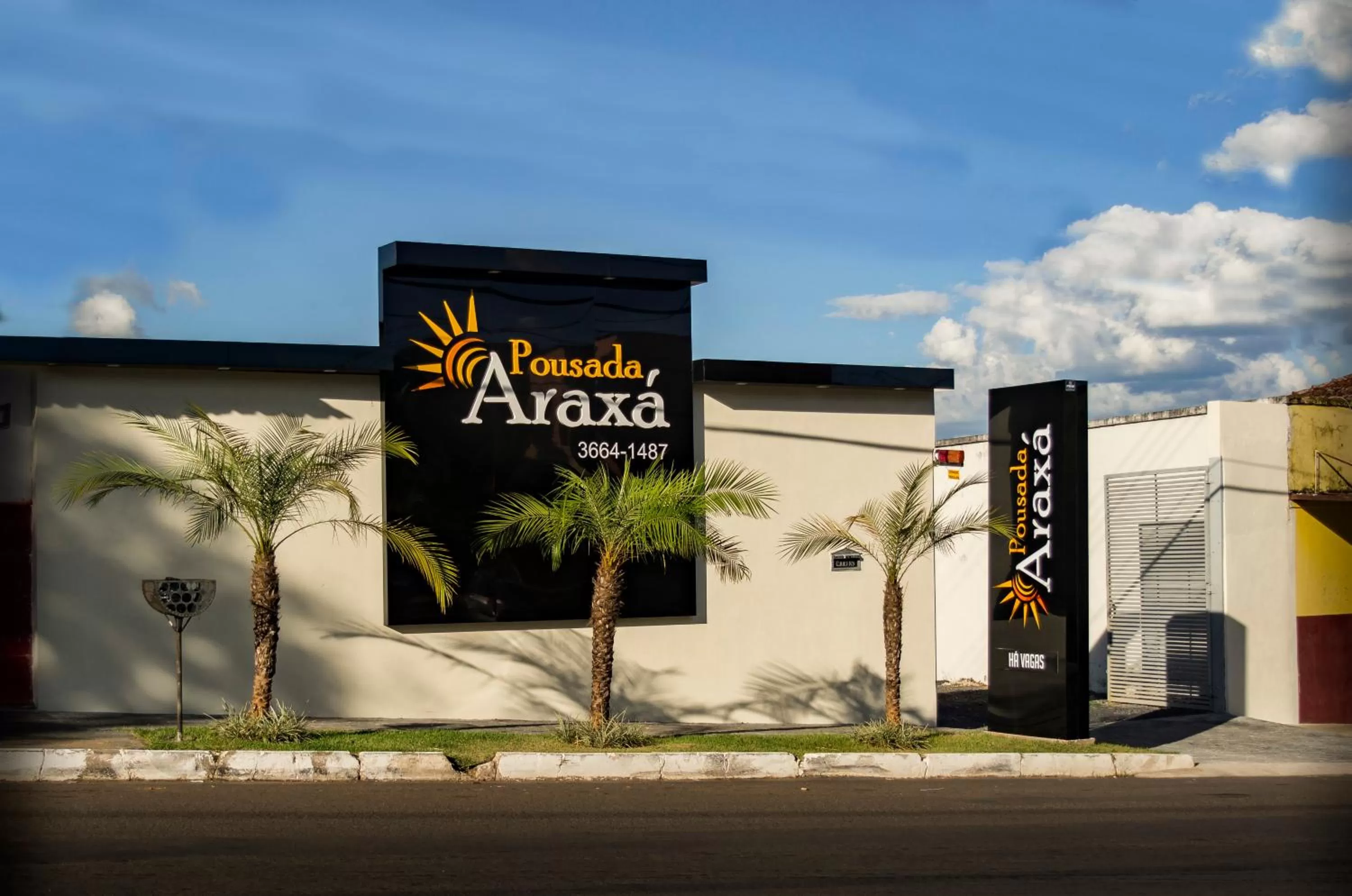 Facade/entrance, Property Logo/Sign in Pousada Araxá