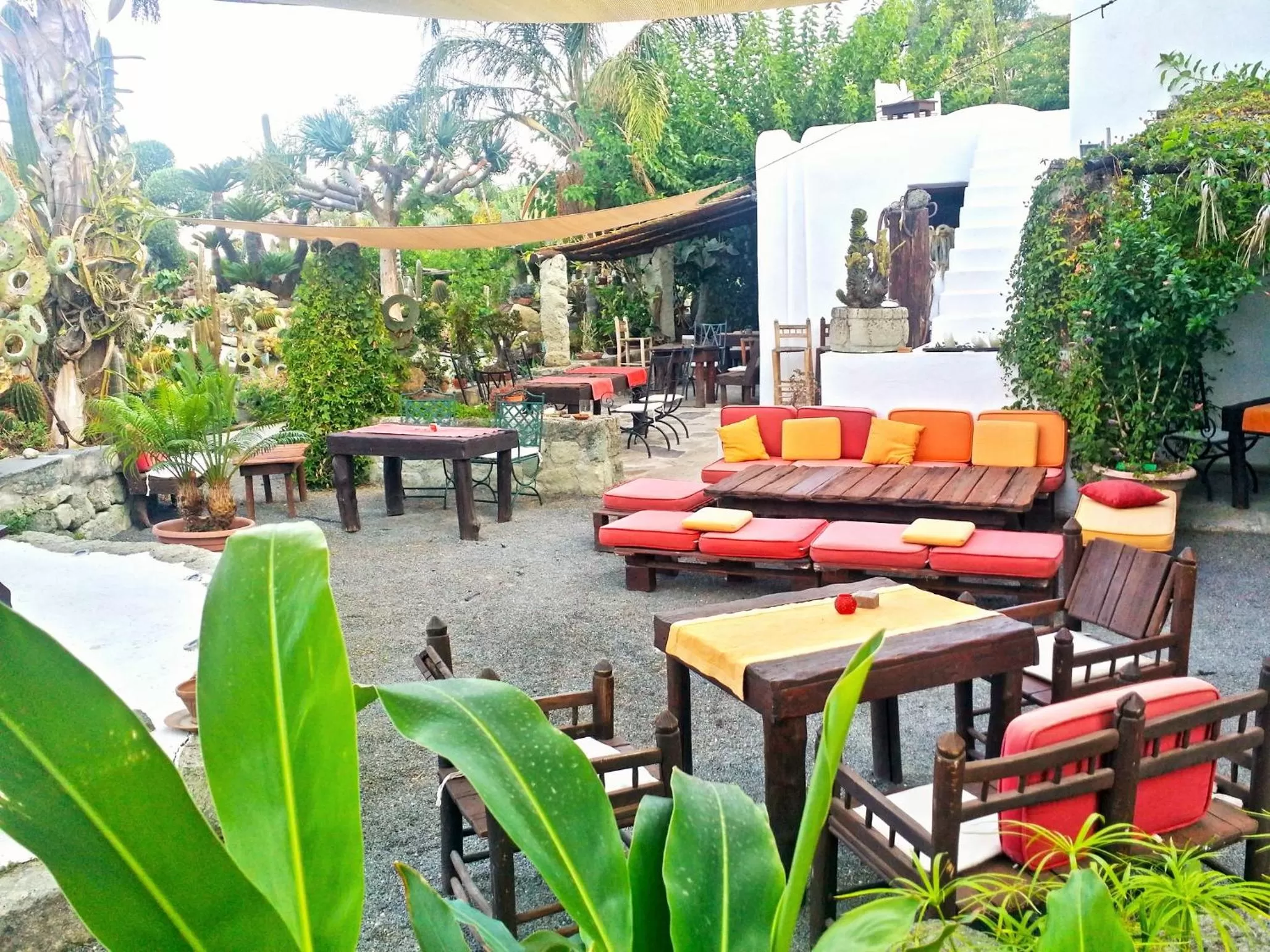 Restaurant/places to eat in Villa Ravino Secret Retreat