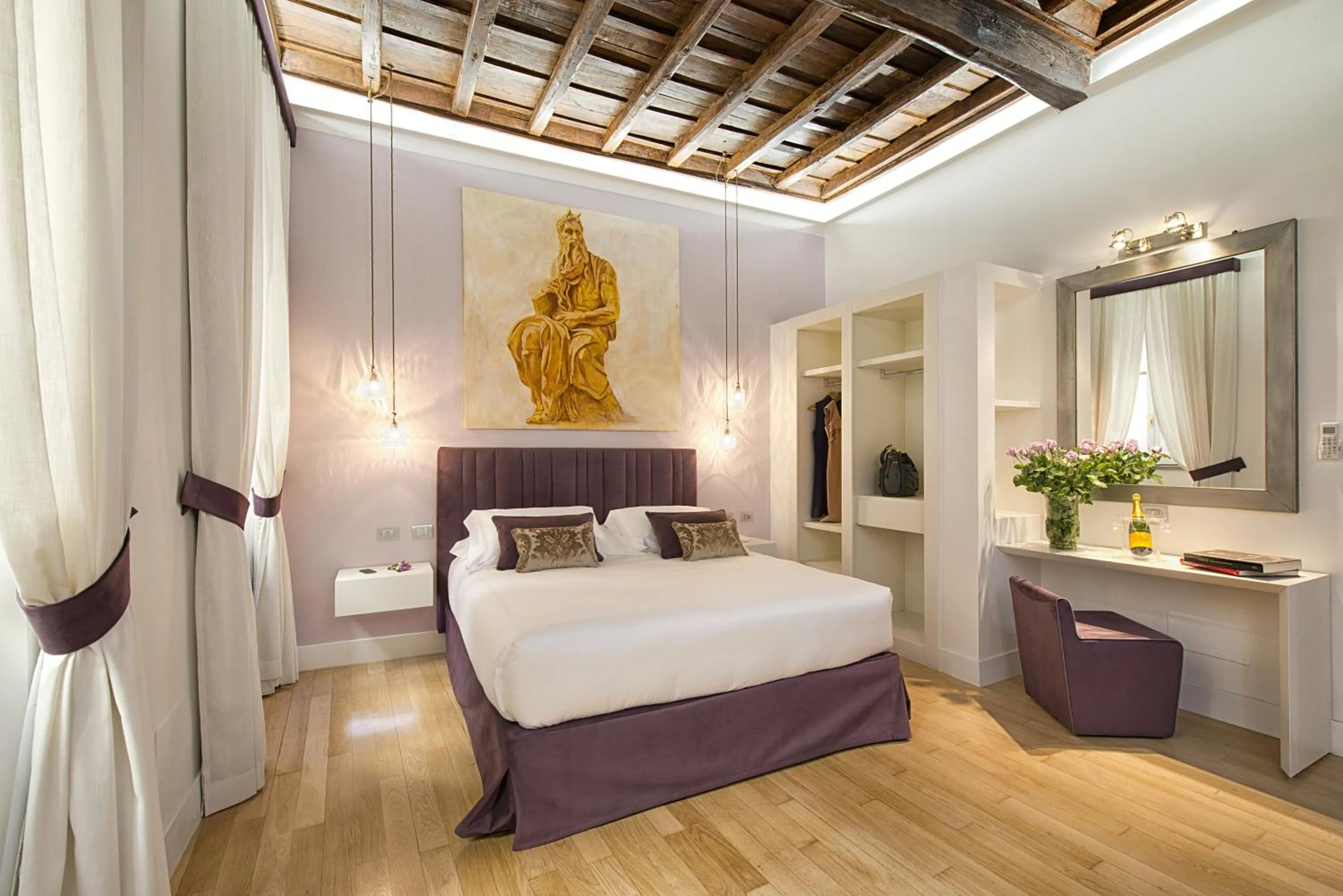 Photo of the whole room, Bed in Domus Libera