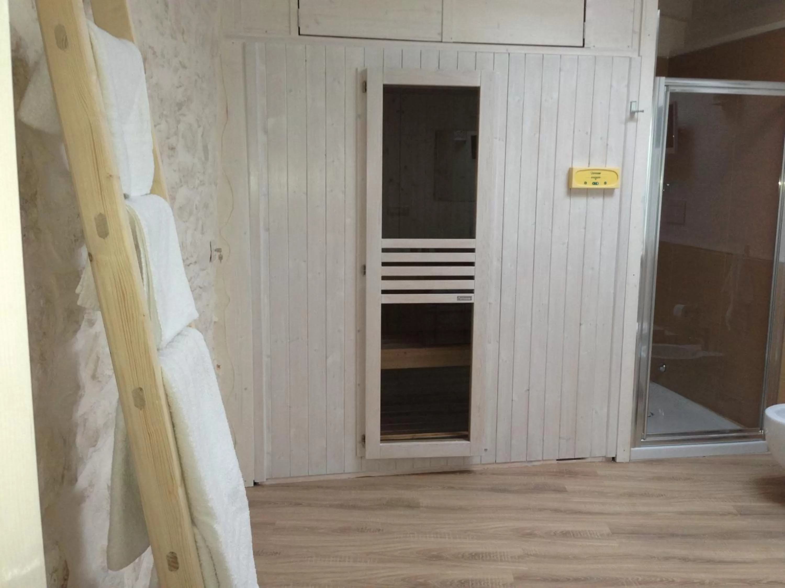 Sauna in Albergo Diffuso Dimora Rossi B&B