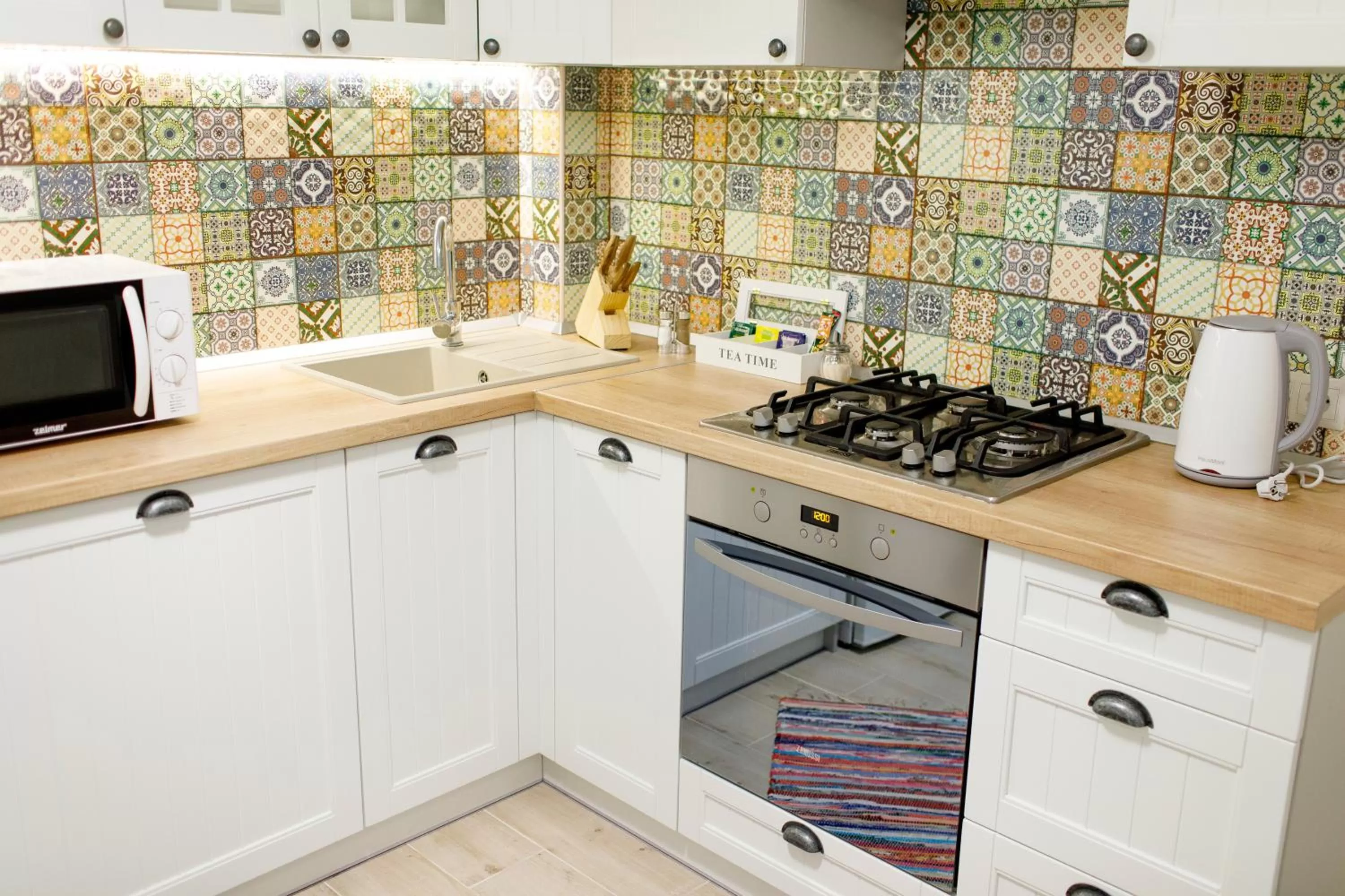 Kitchen or kitchenette in Apart-Hotel LAVINA з ДЖАКУЗІ