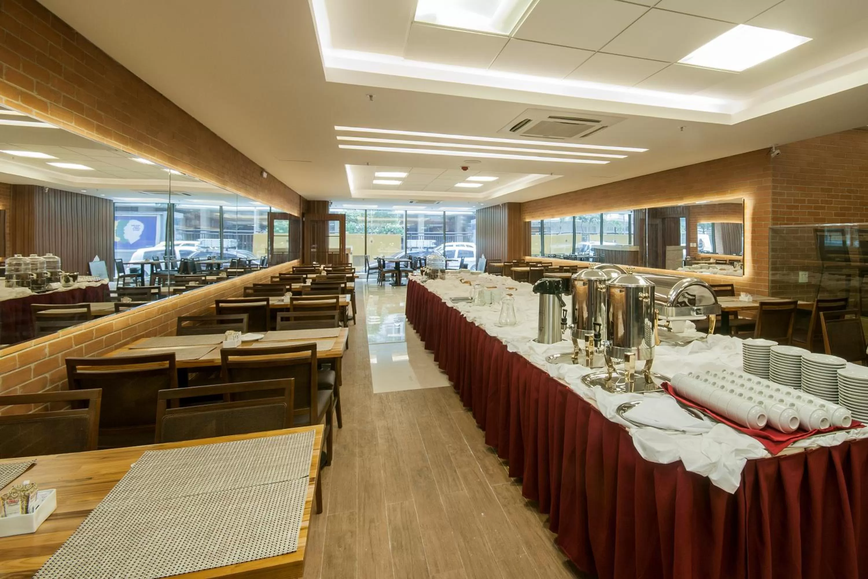 Restaurant/places to eat in Hotel Atlântico Rio