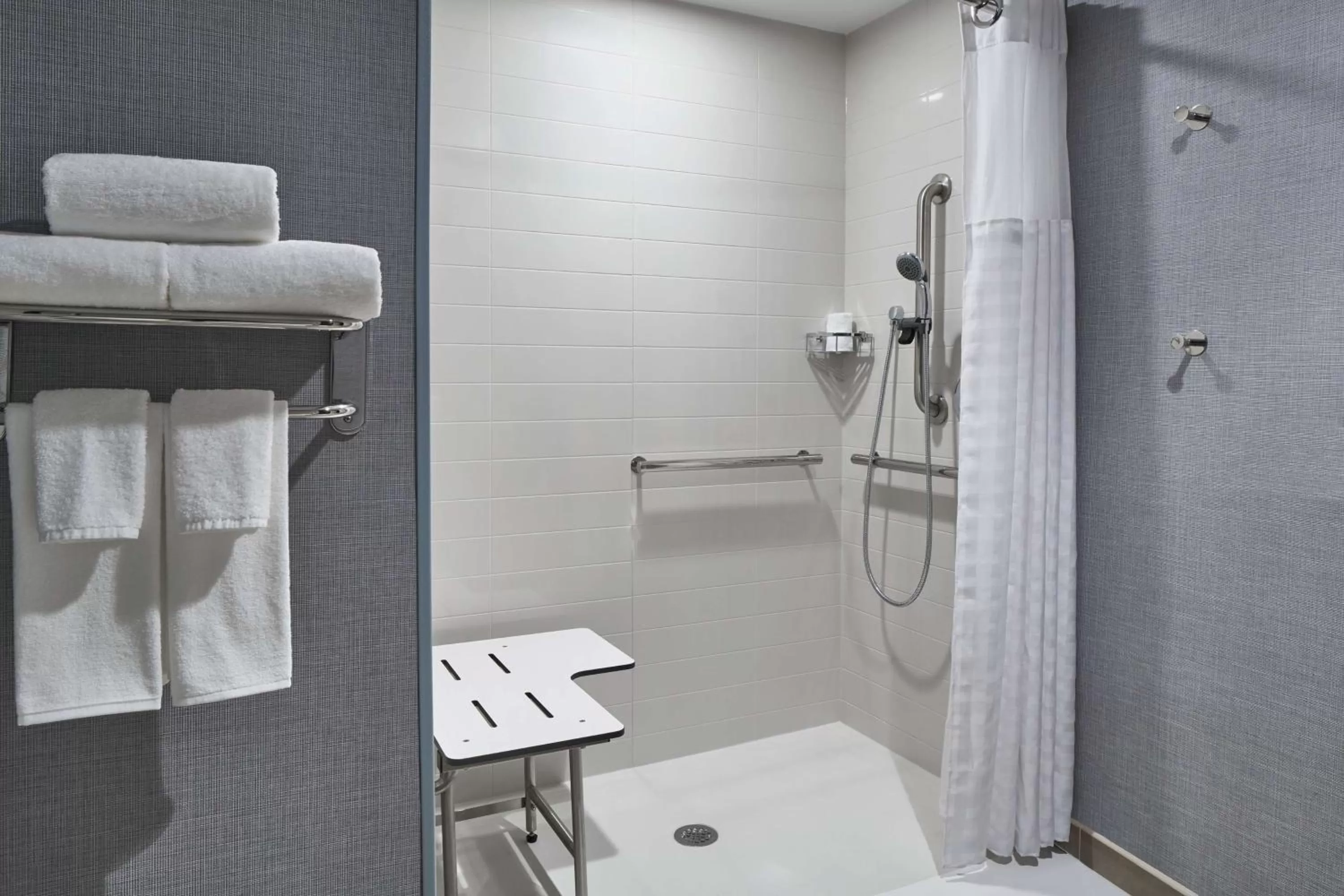 Bathroom in Hyatt Place Wilmington Riverfront