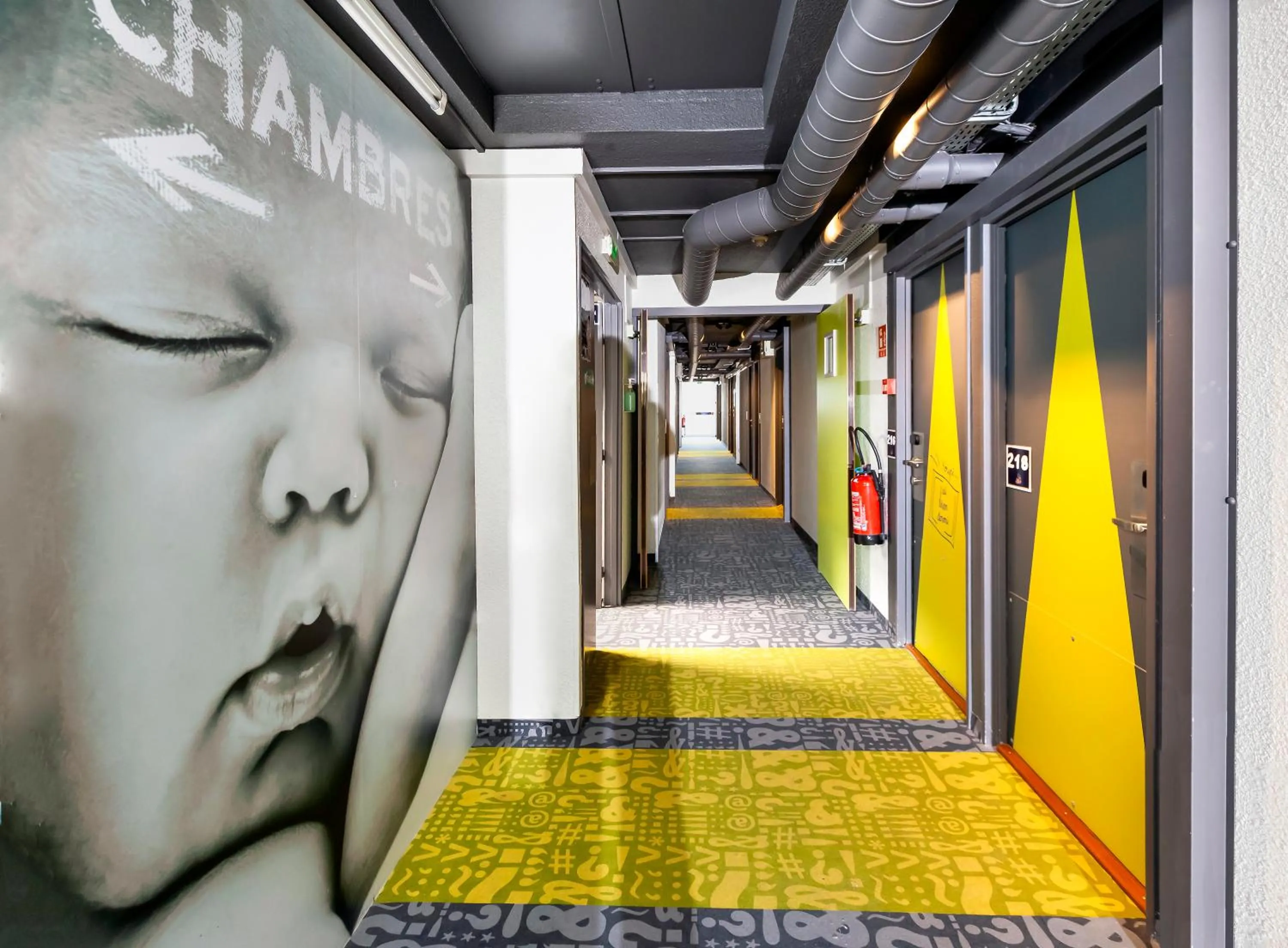 Bedroom in ibis budget Antony Massy rénové 2024