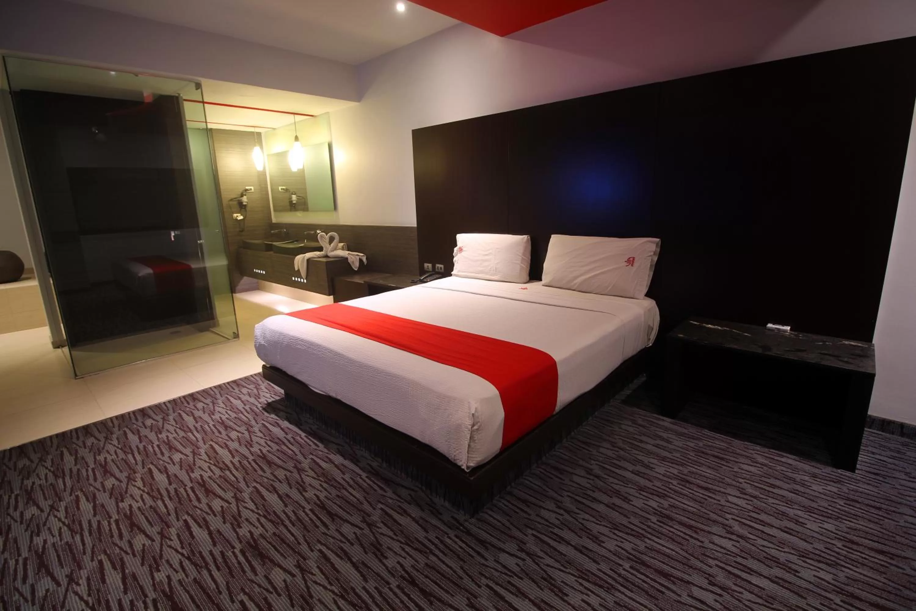 Photo of the whole room, Bed in Motel Via