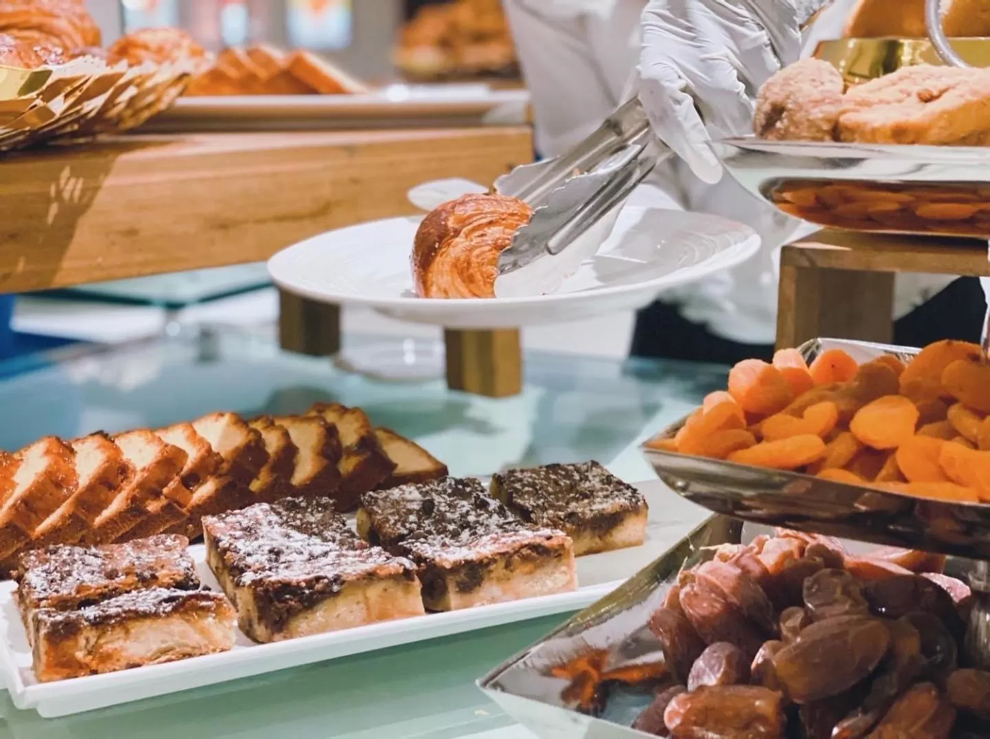 Buffet breakfast in Terrou-Bi