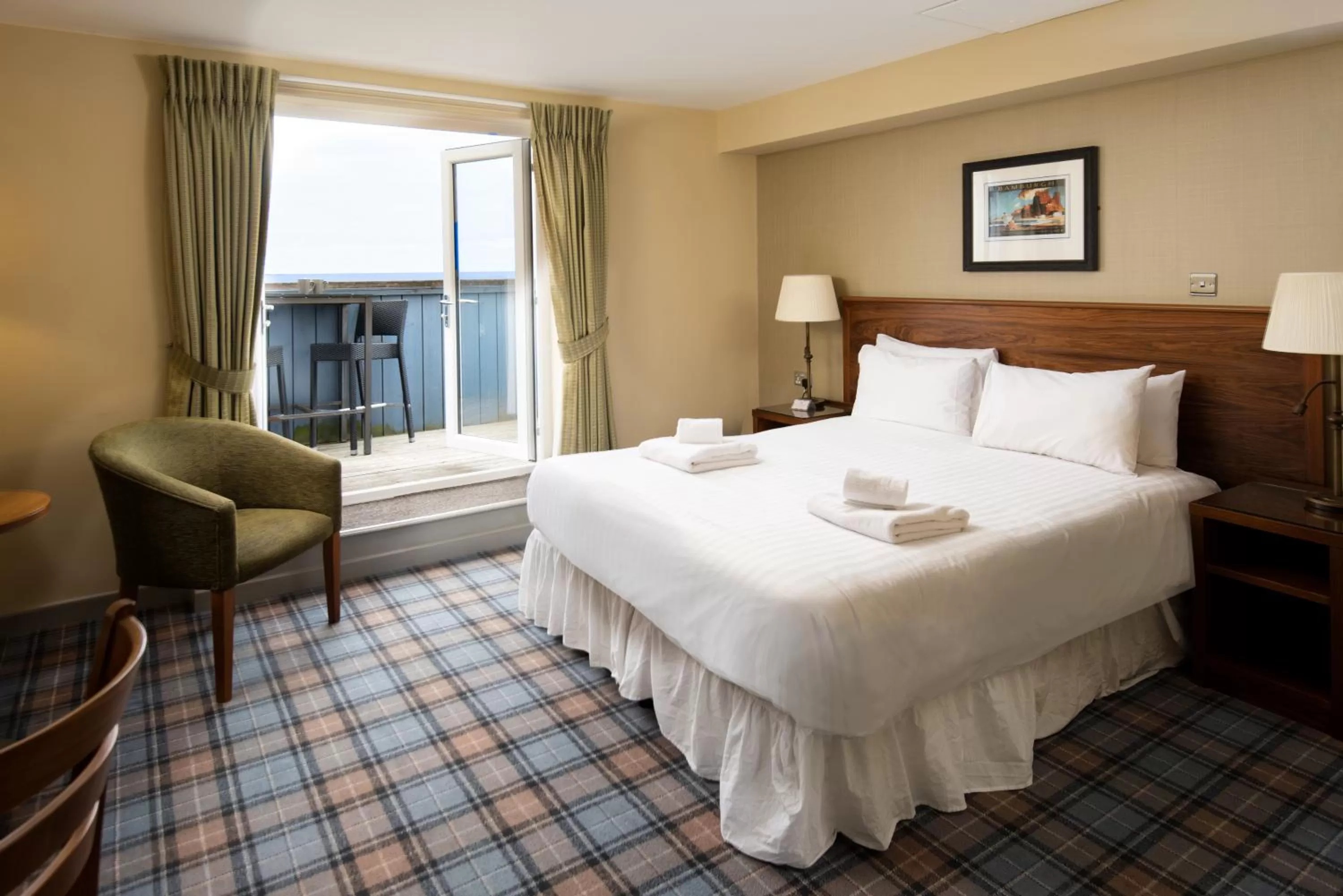 Balcony/Terrace, Bed in The Bamburgh Castle Inn - The Inn Collection Group