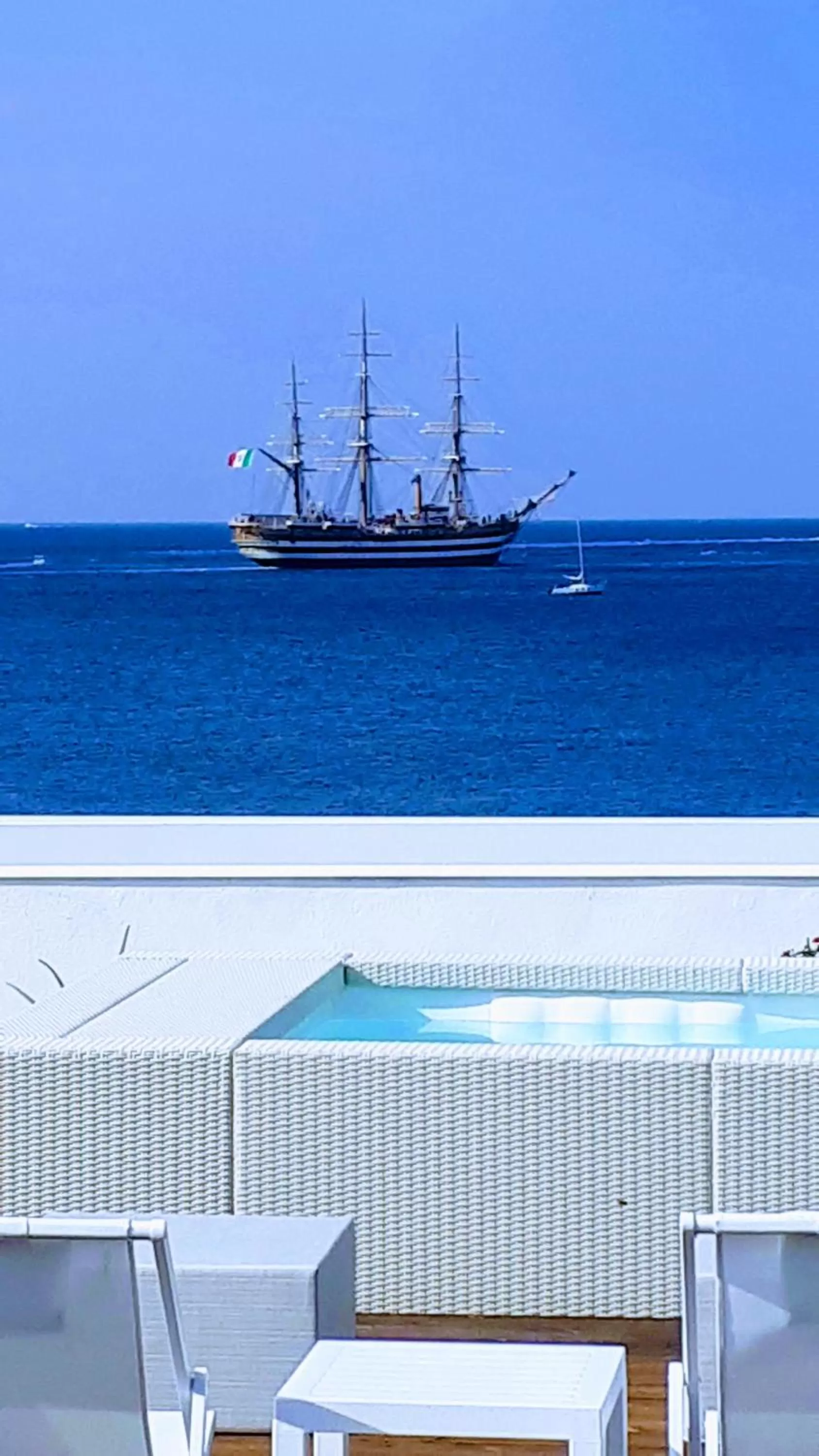 Sea view in La Chiaja art&relais