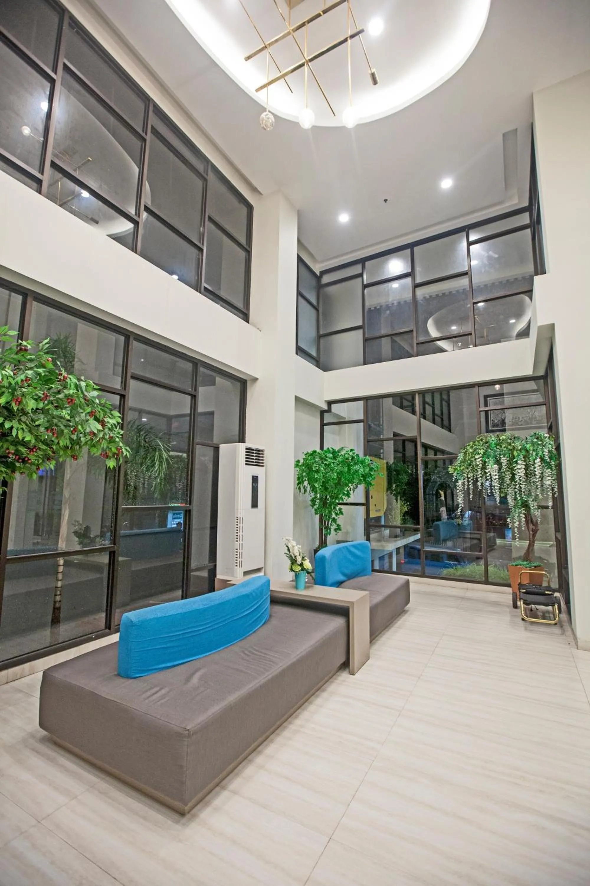 Lobby or reception in Genio Hotel Manado