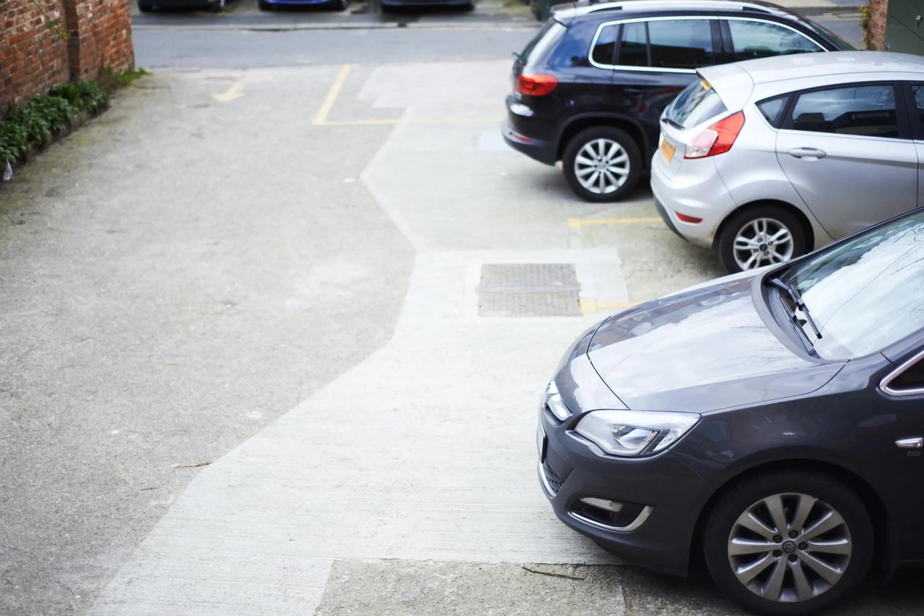 Parking in Kenilworth Hotel