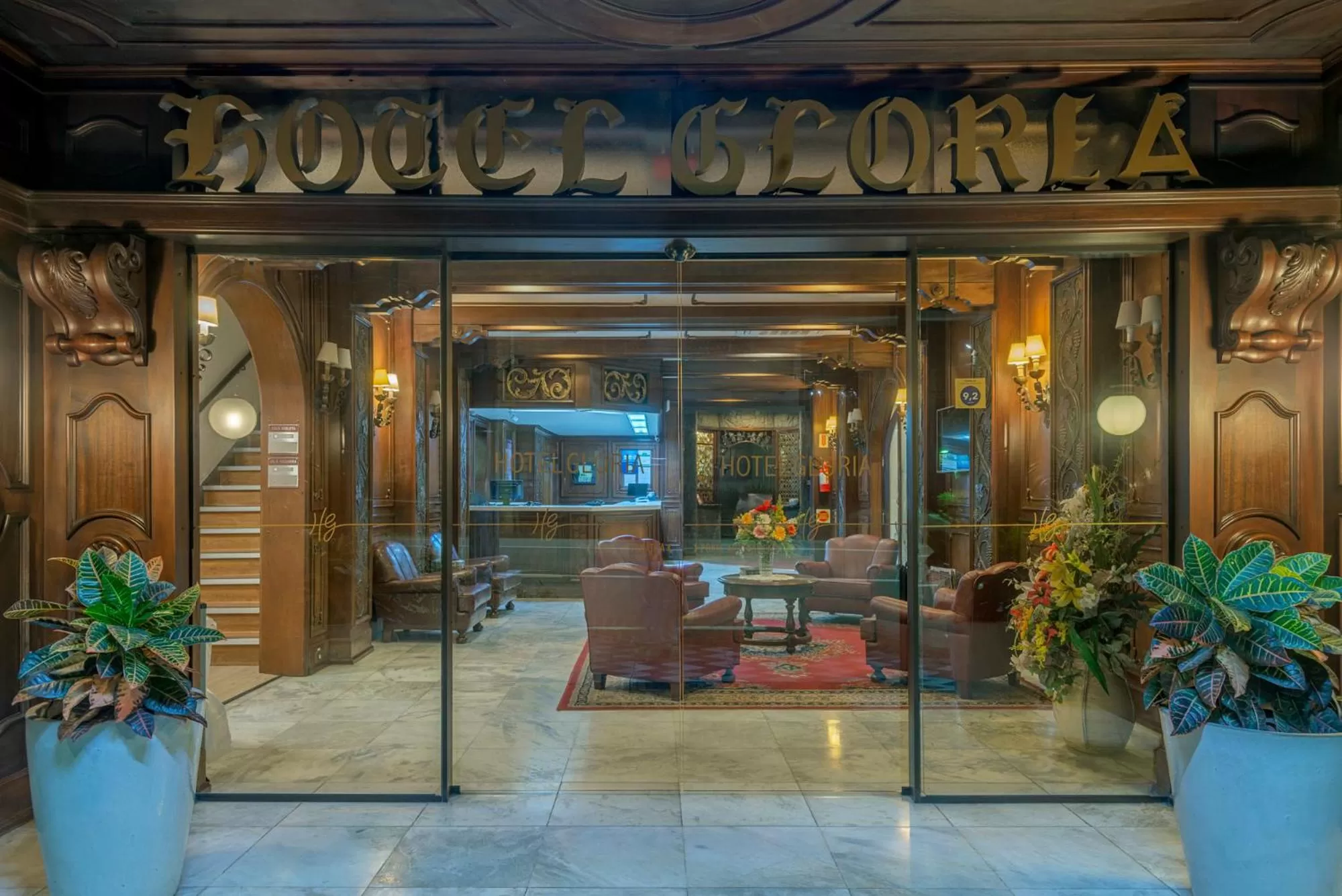 Facade/entrance in Hotel Glória