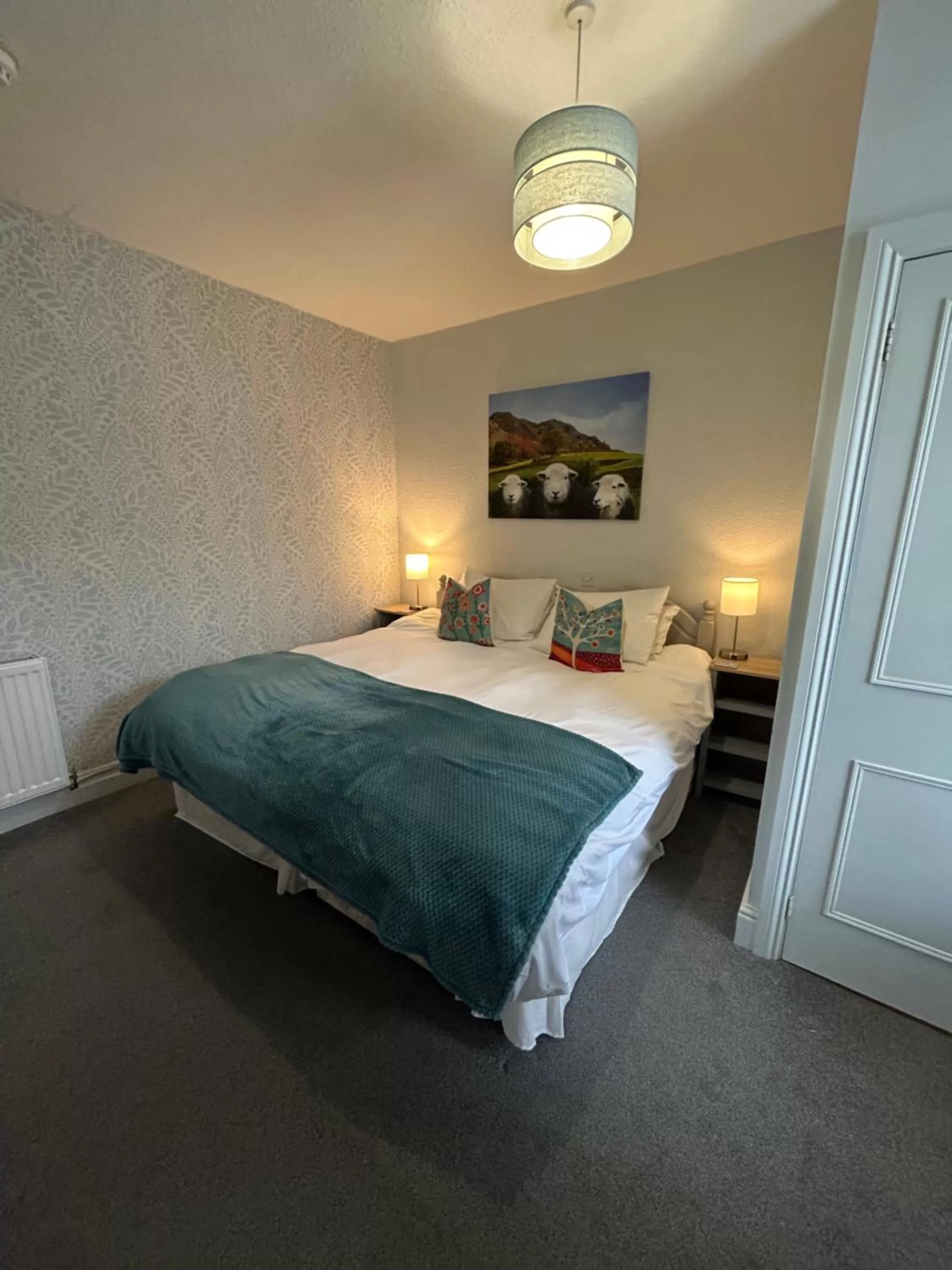 Bed in Archway Guest House