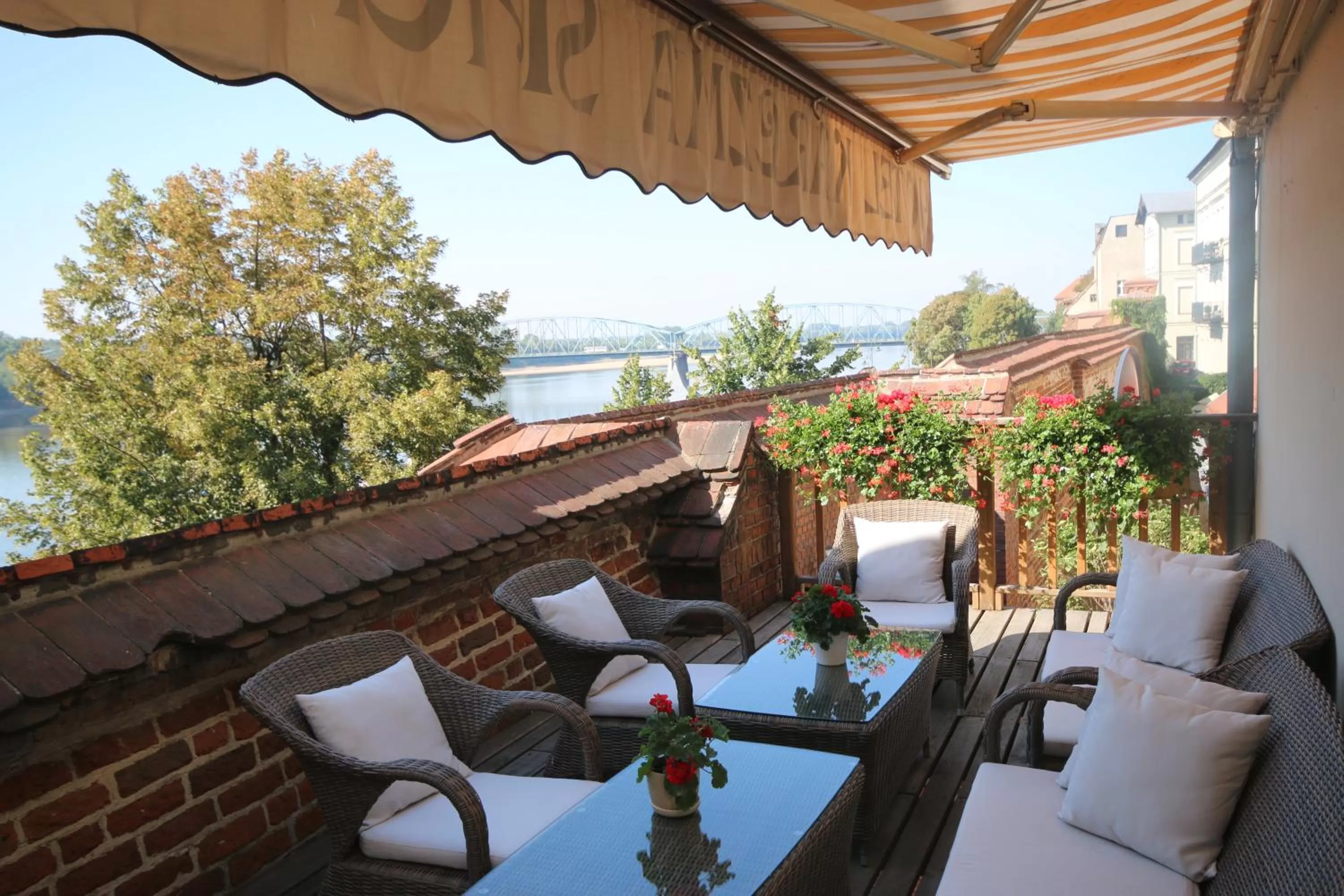 Restaurant/places to eat in Hotel Spichrz