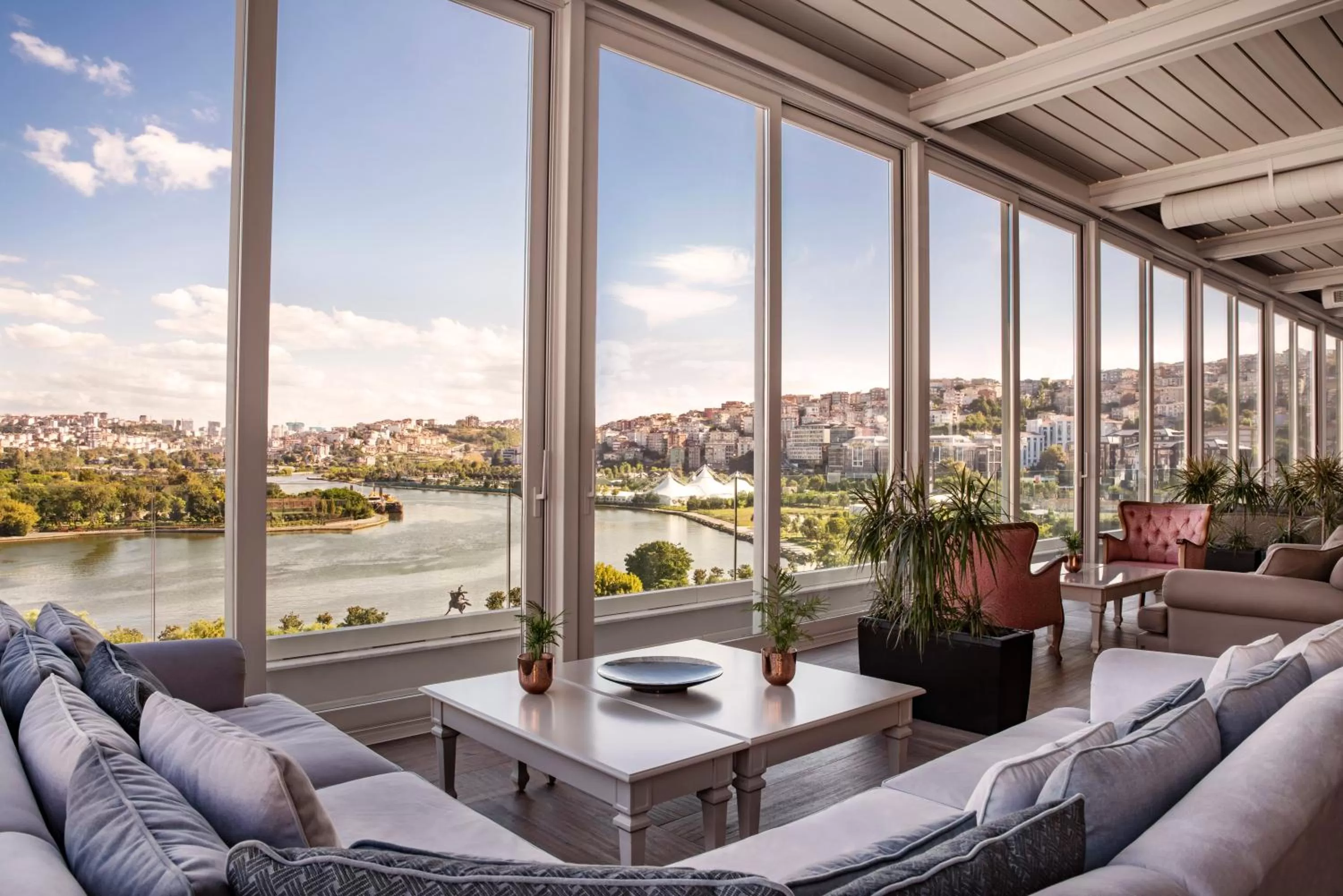 Restaurant/places to eat in Lazzoni Hotel