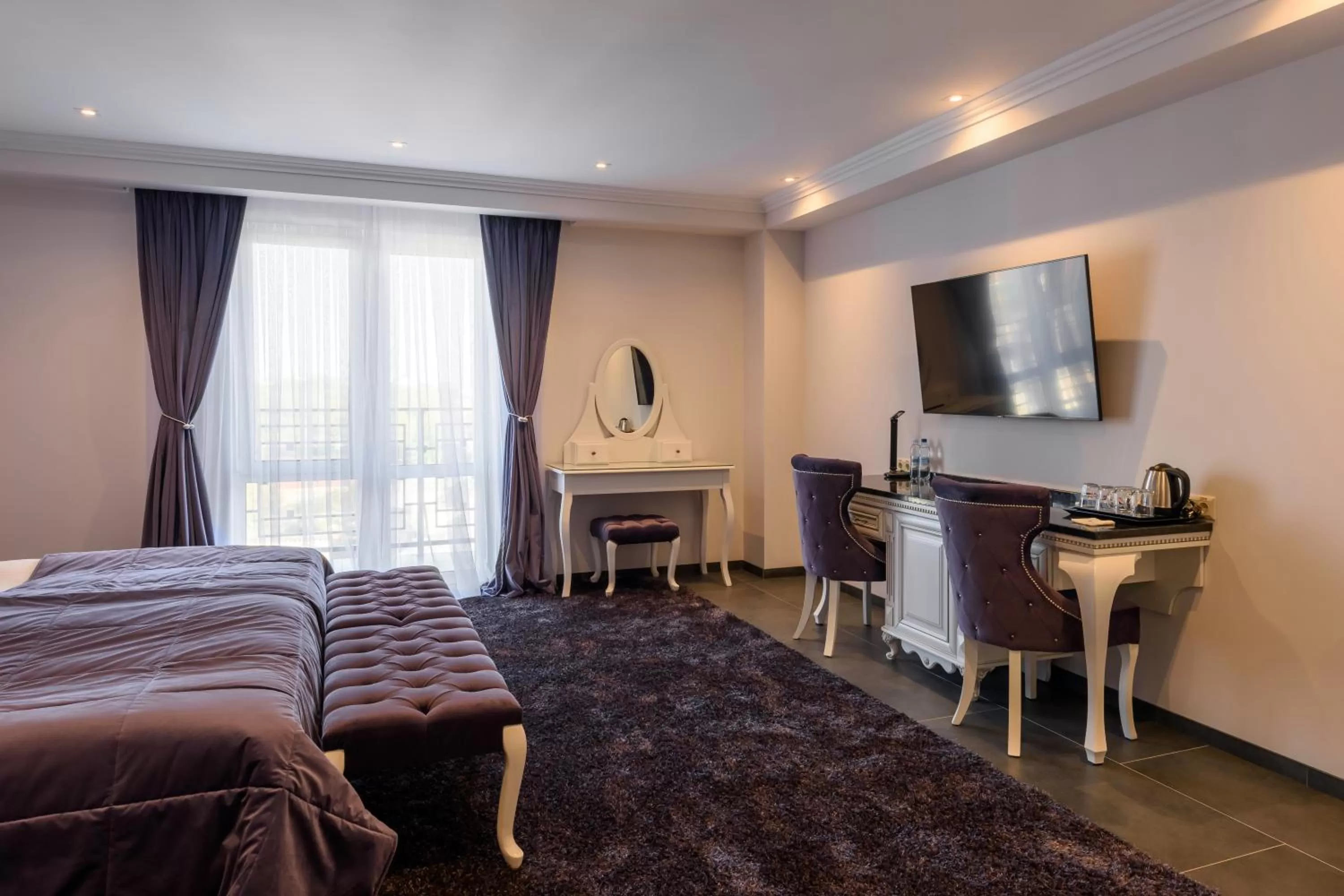 TV and multimedia, Bed in Grand Royal