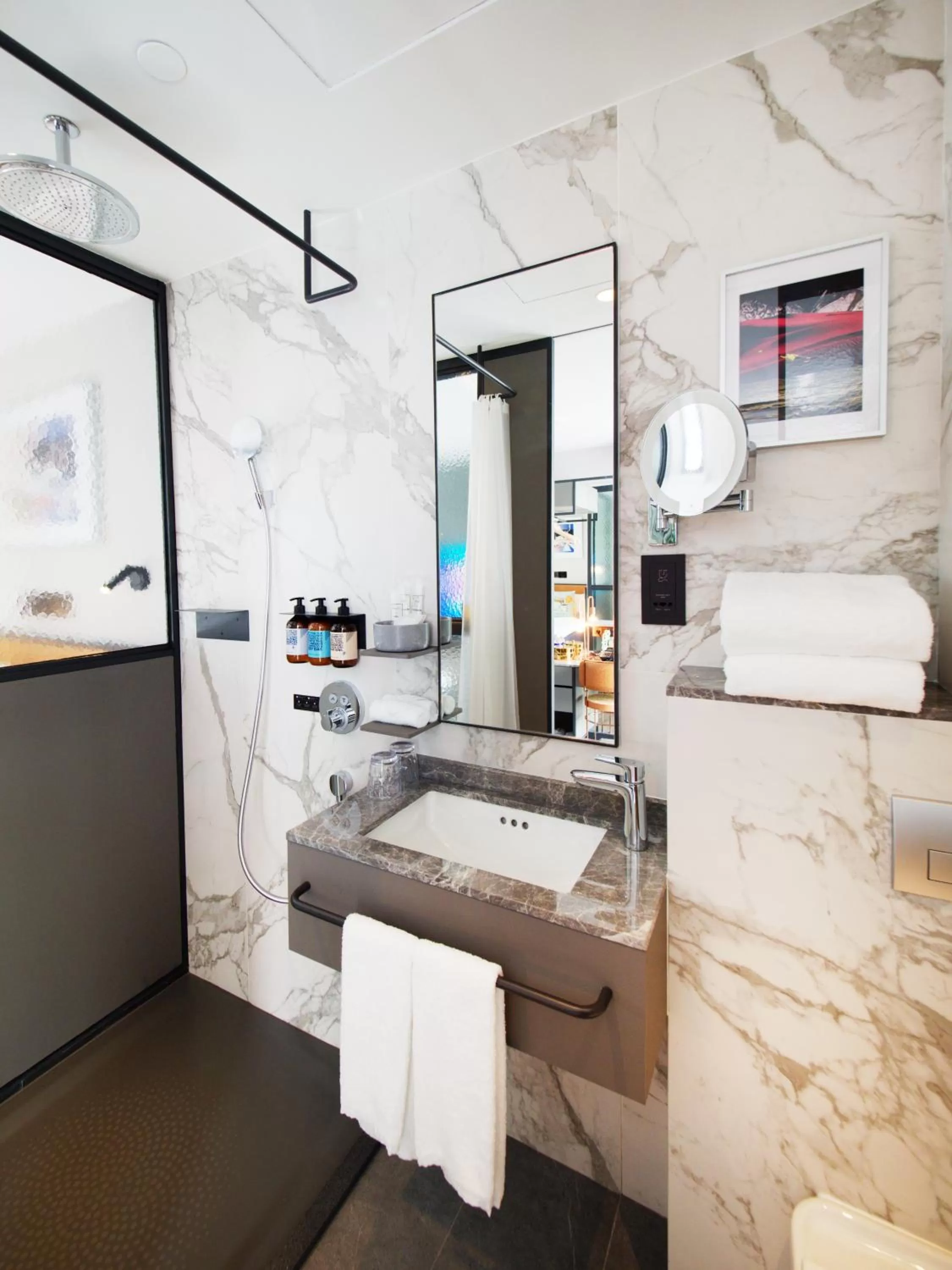 Bathroom in Hotel Soloha at Chinatown