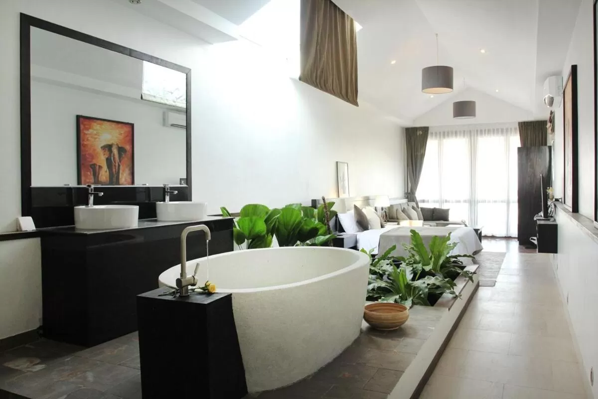 Blue Crystal boutique Hotel