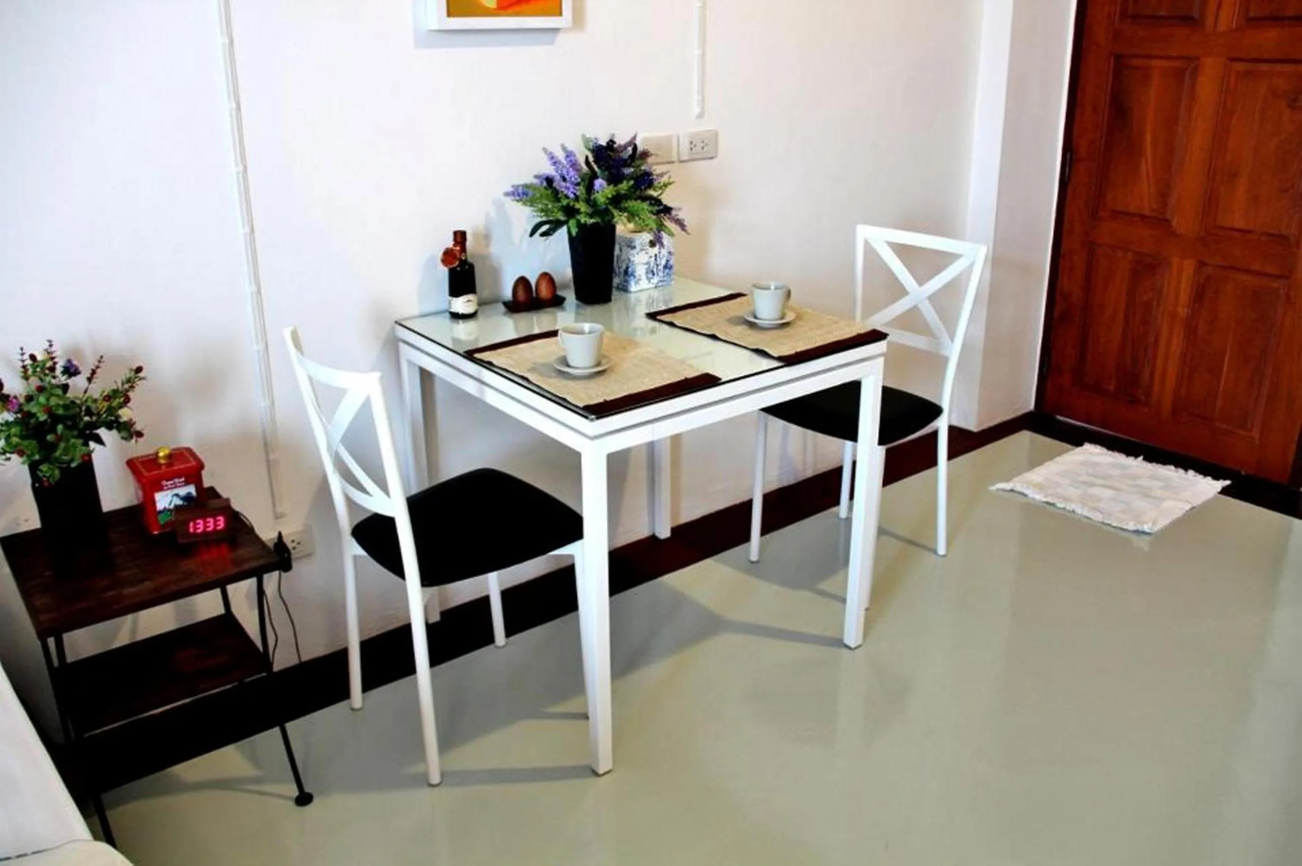 The Meet Green Apartment