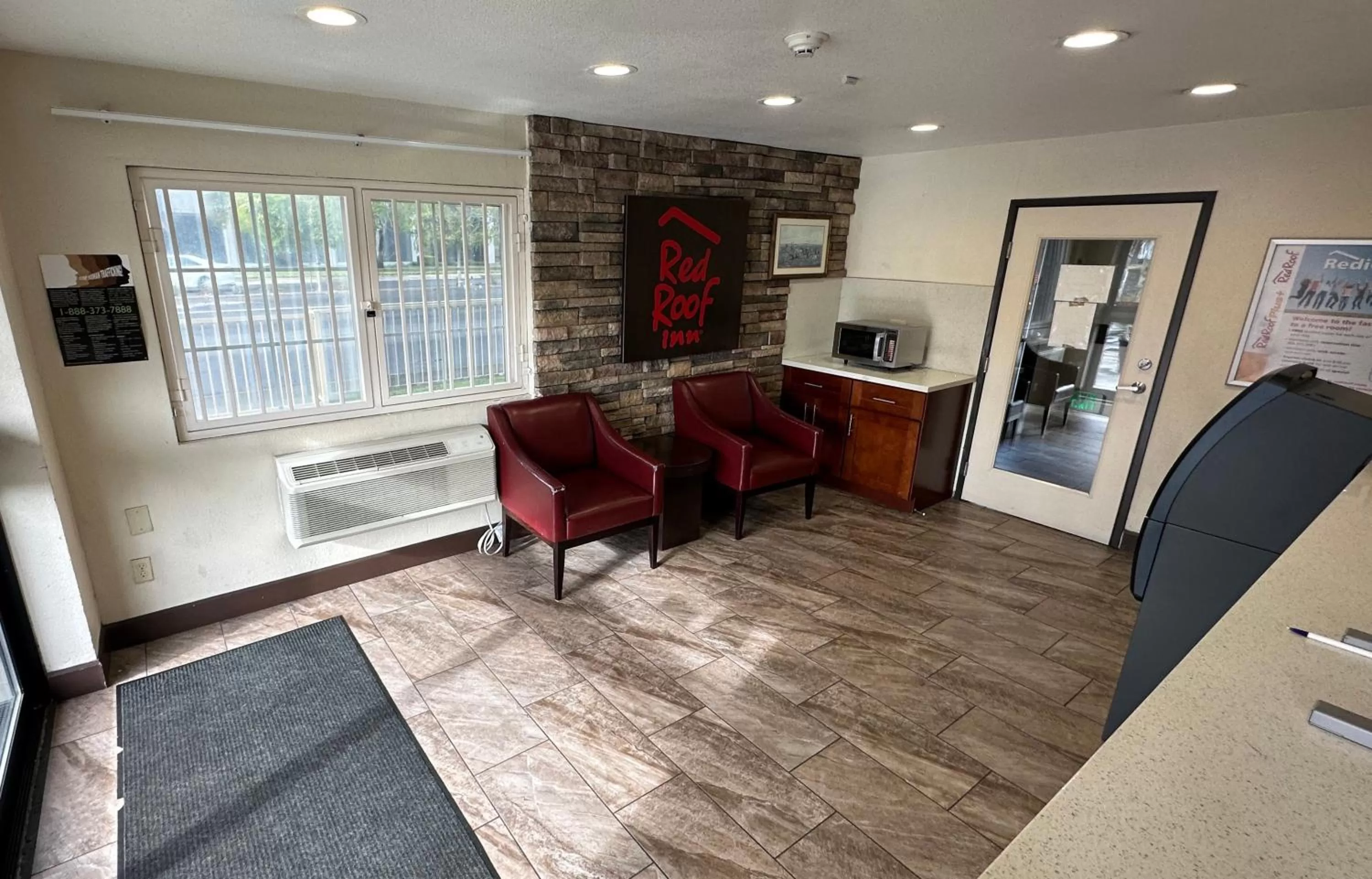 Lobby or reception in Red Roof Inn Hayward