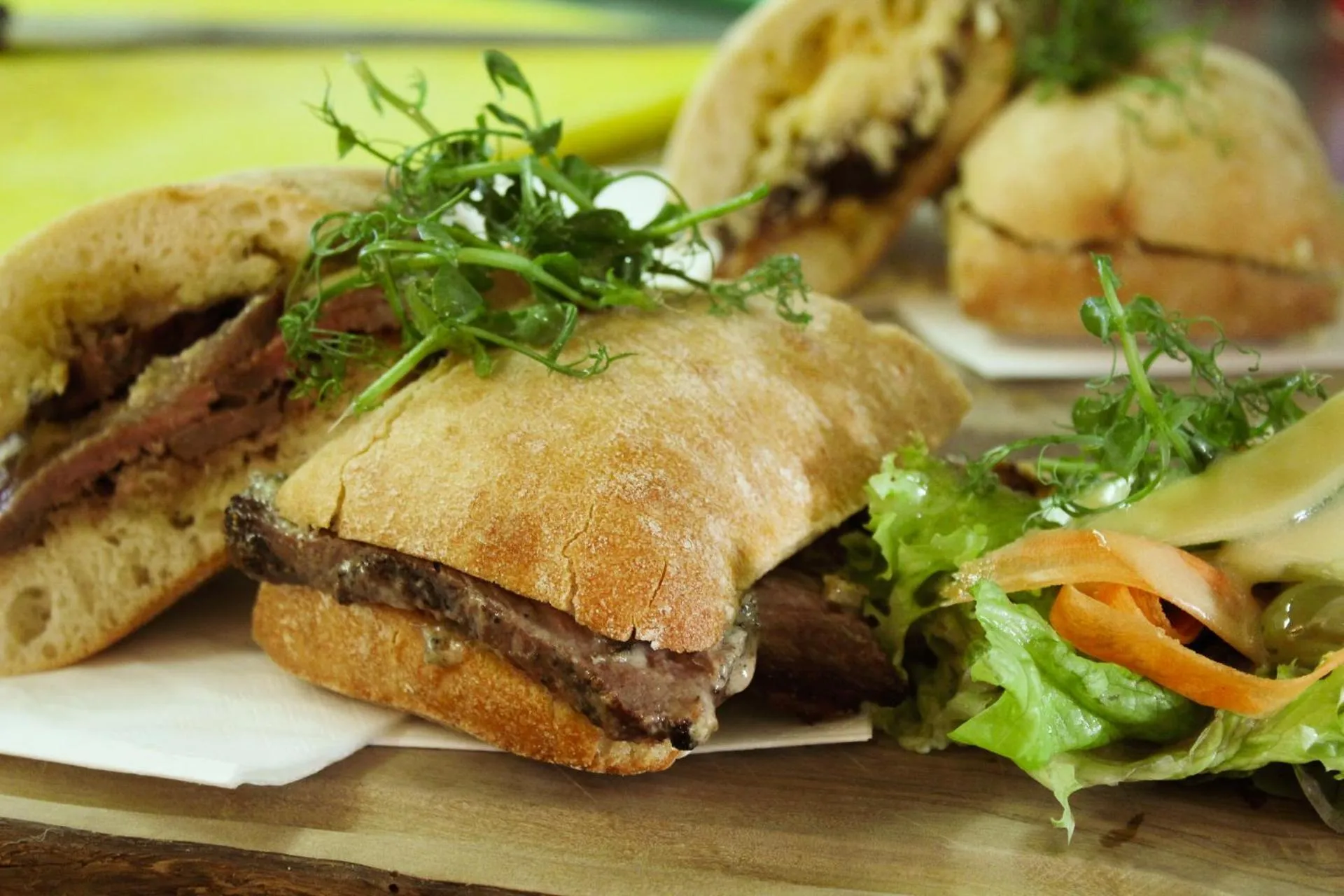 Food and drinks in Slaters Country Inn