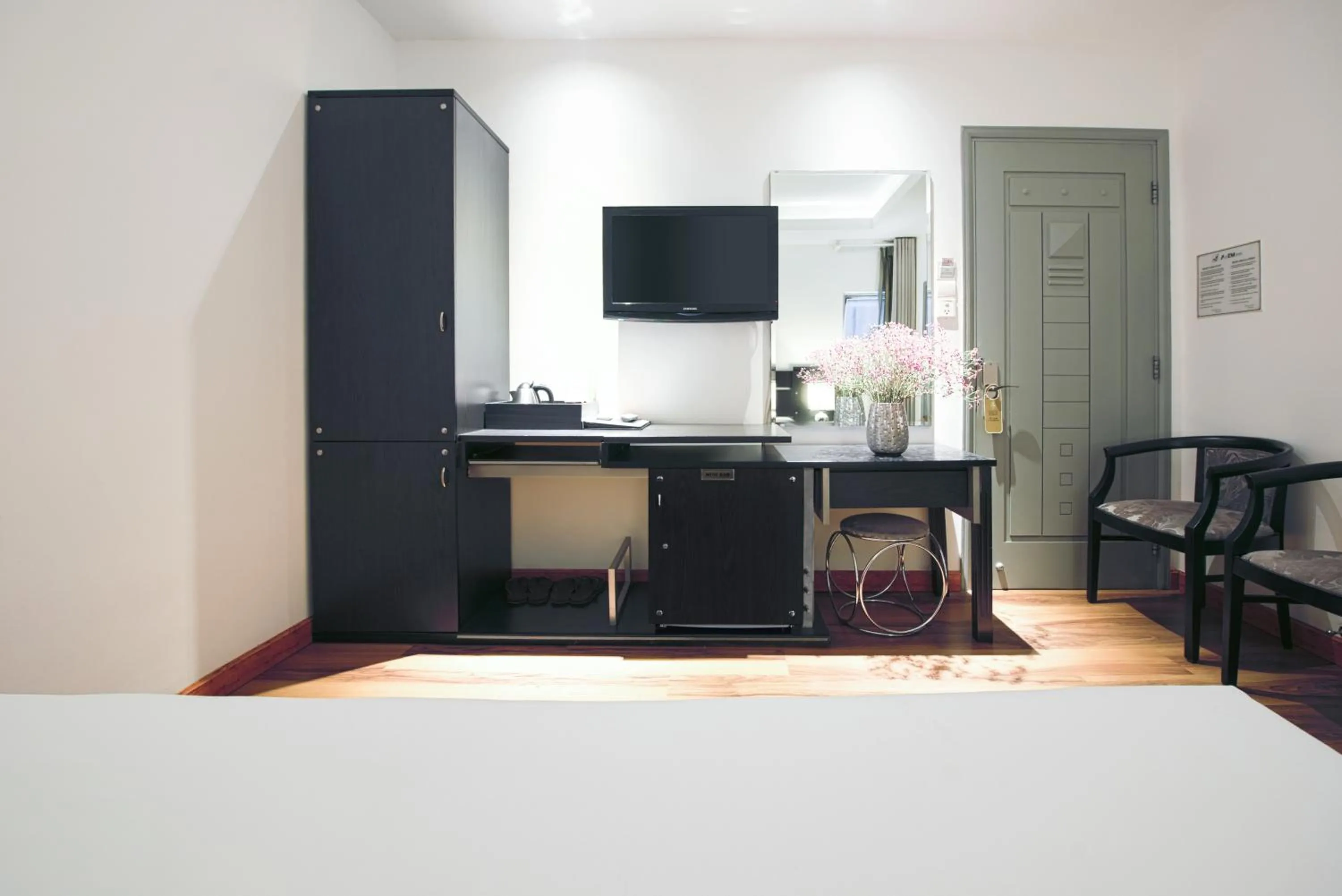 Area and facilities in A&EM - The Petit Hotel