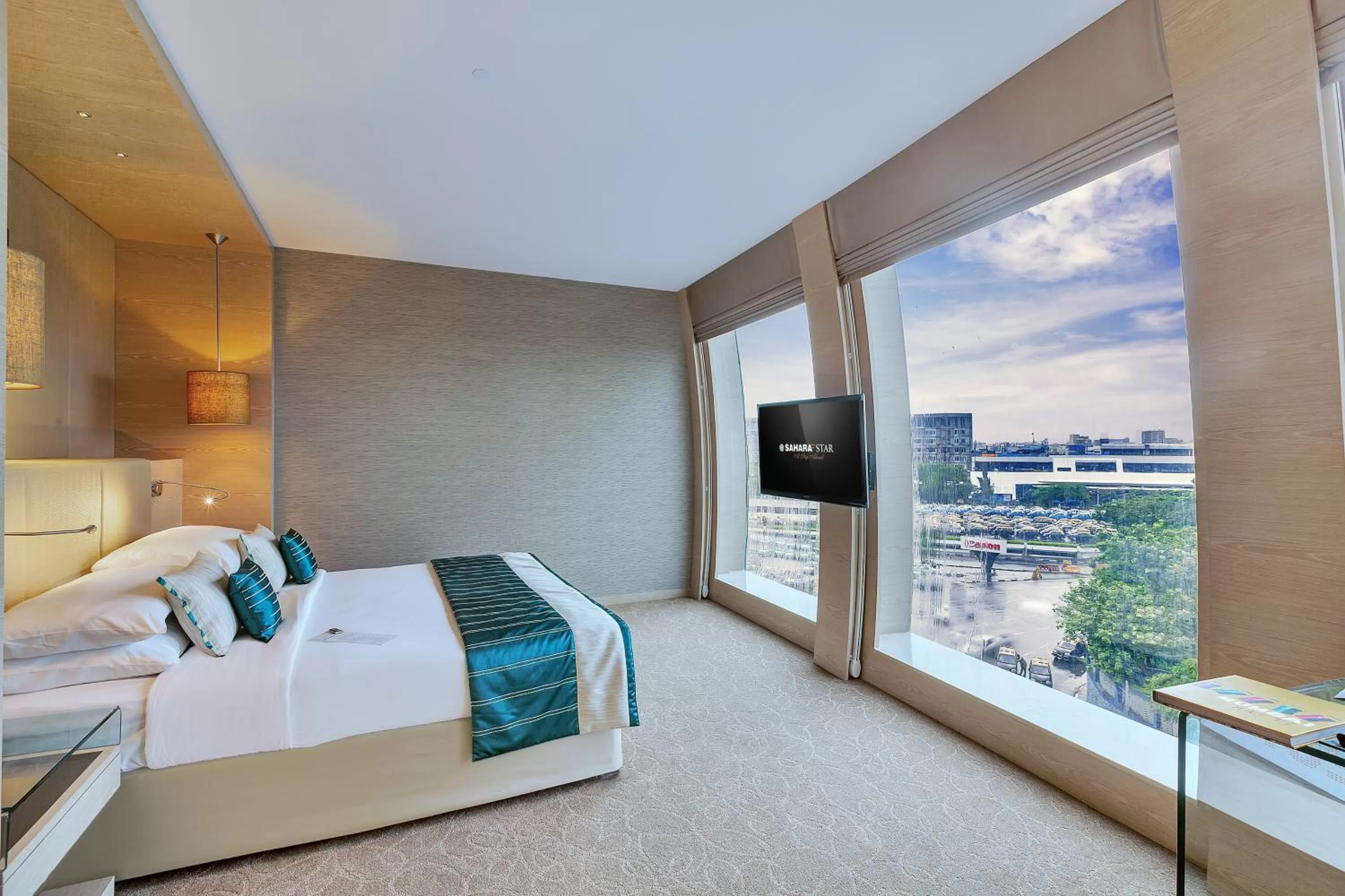 Photo of the whole room, Bed in Hotel Sahara Star