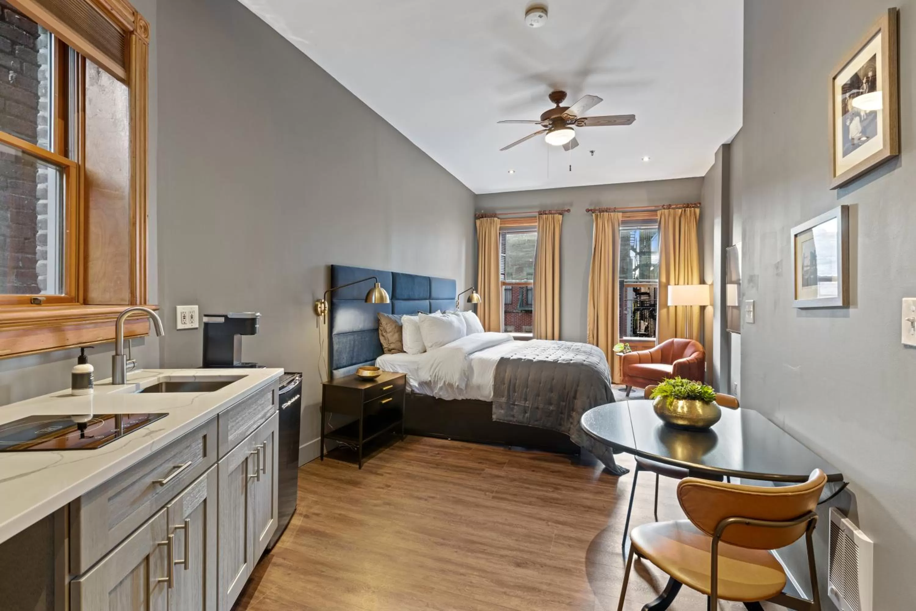 Bed in The Historic Blue Moon Hotel - NYC