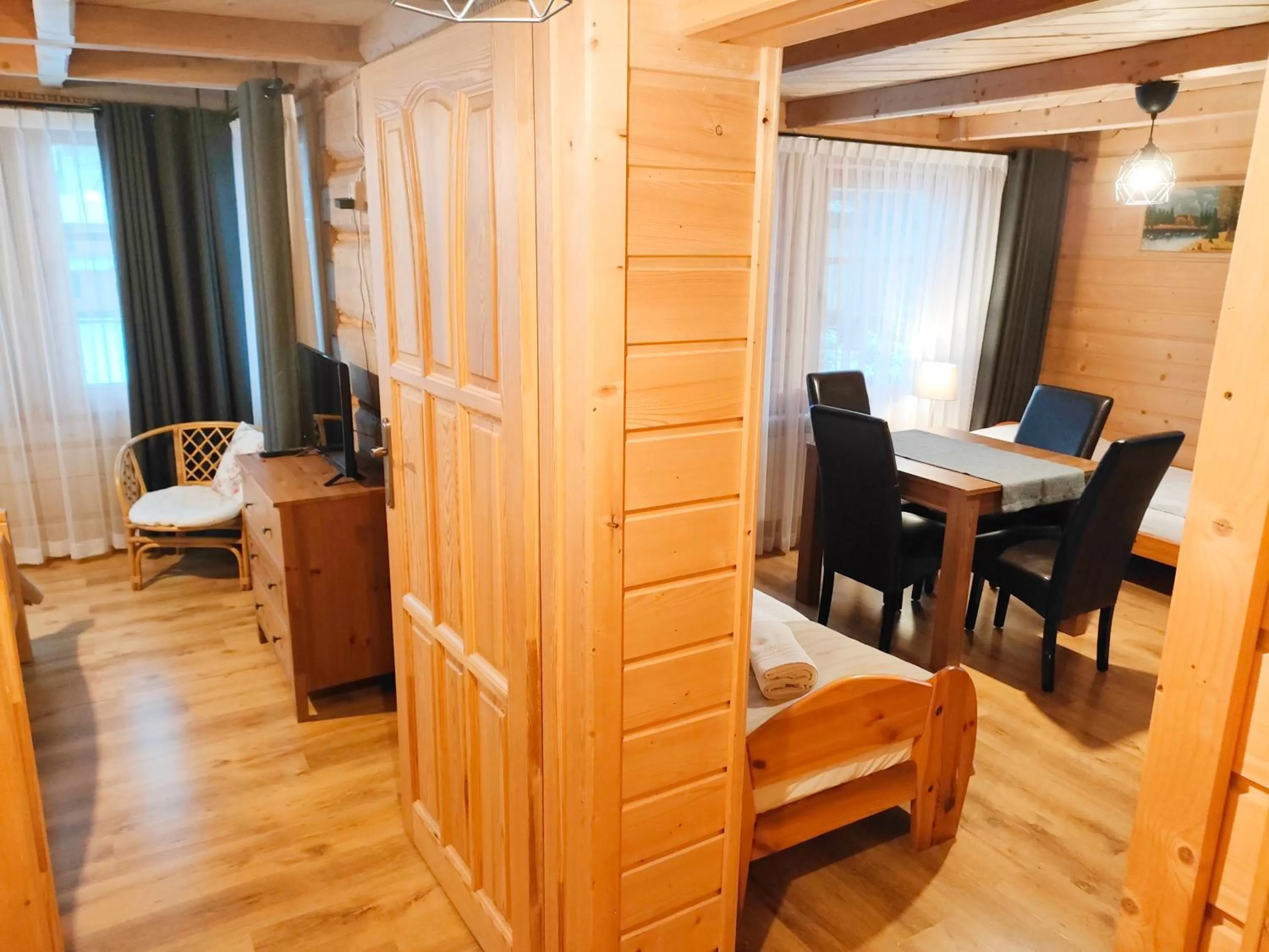 Photo of the whole room, Dining Area in Chata u Bronka