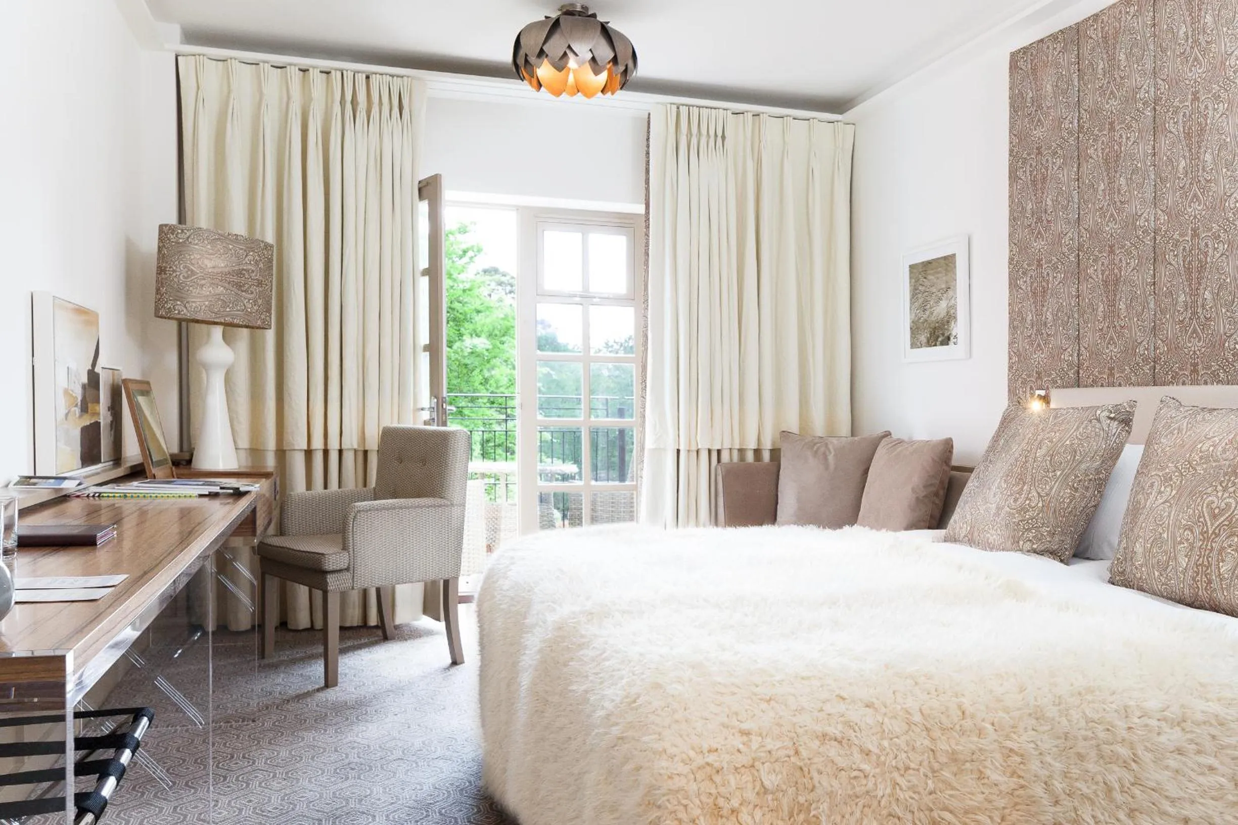 Bed in Champneys Forest Mere