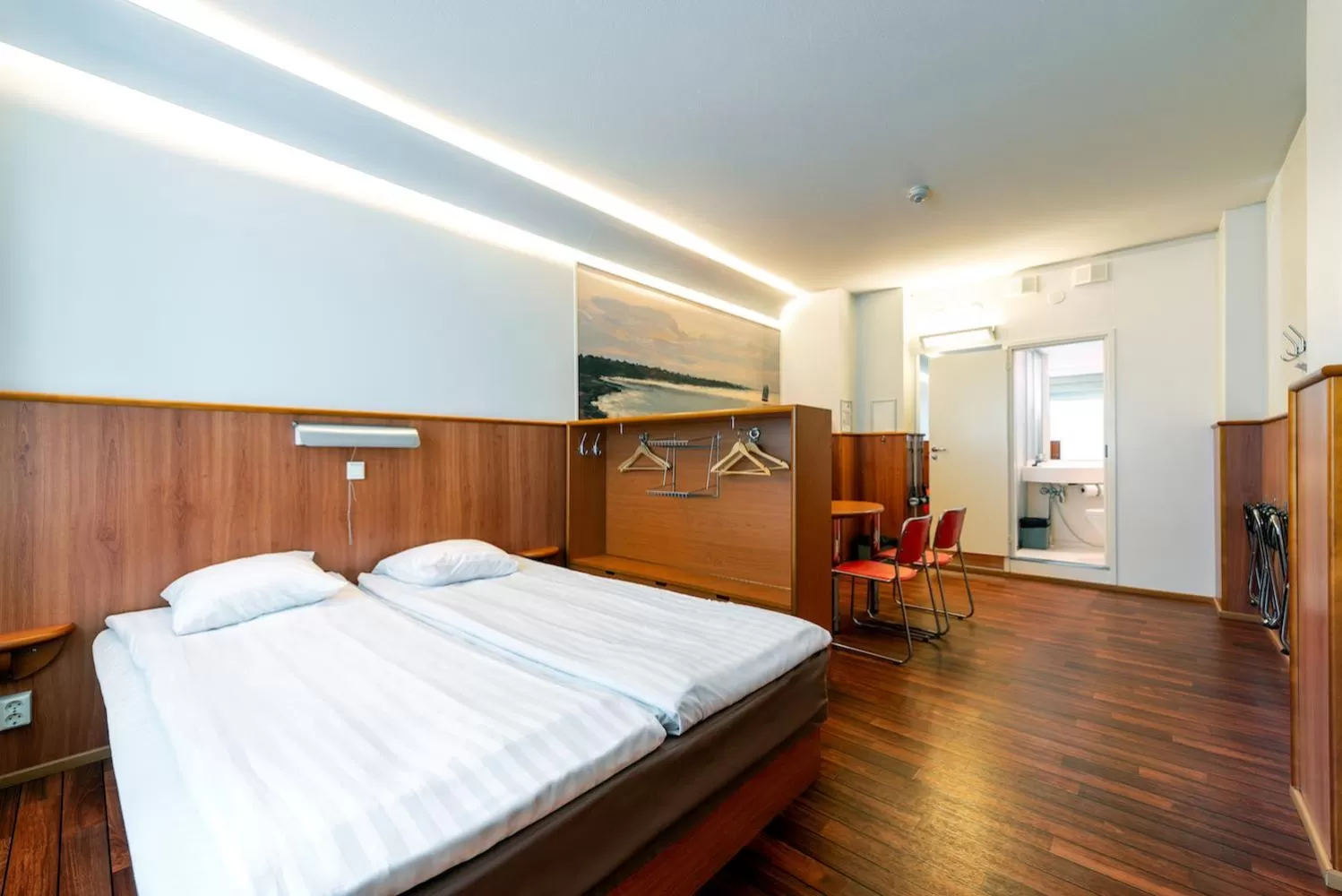 Day, Bed in Omena Hotel Turku Humalistonkatu