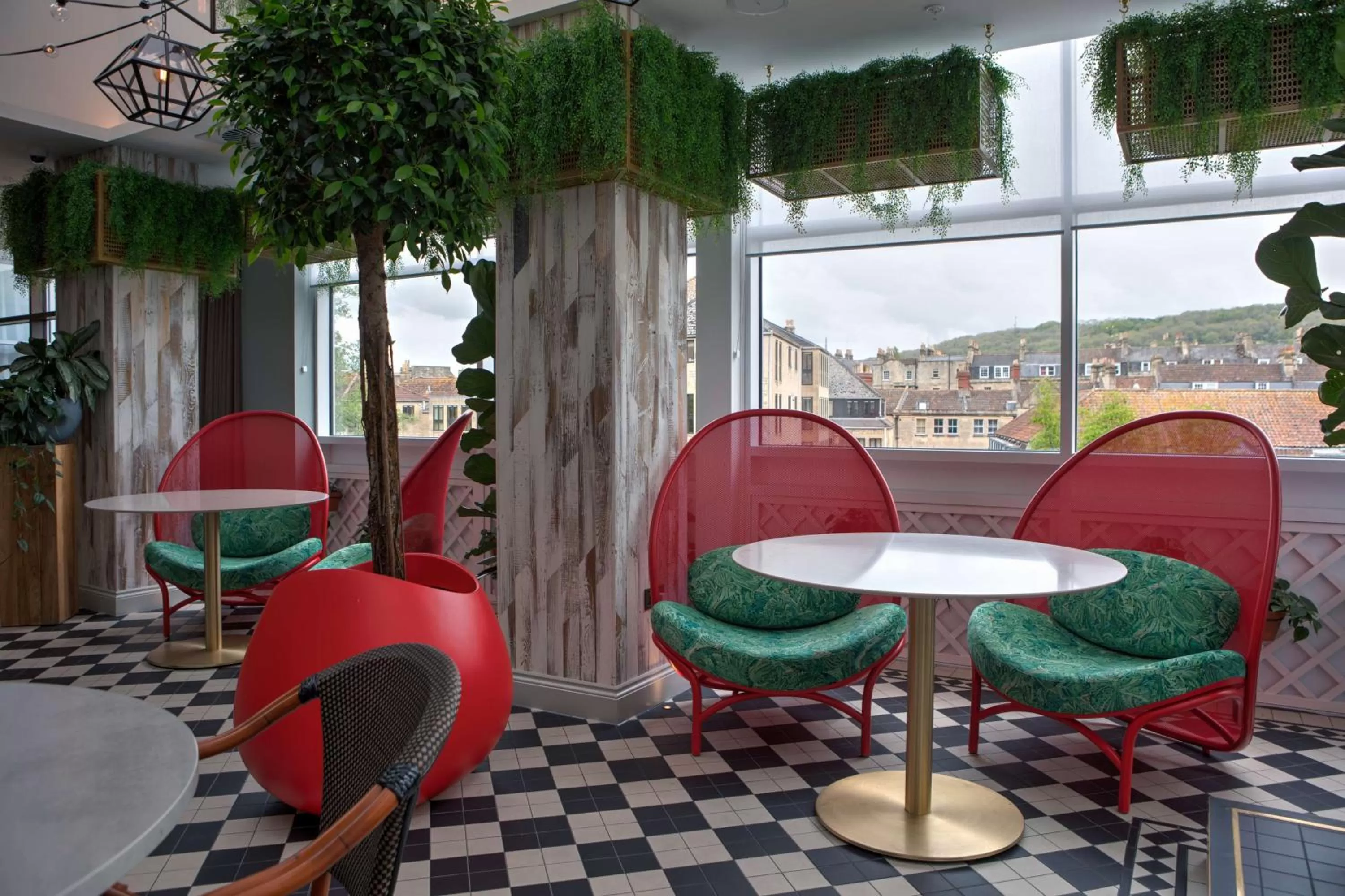 Garden in DoubleTree by Hilton Bath