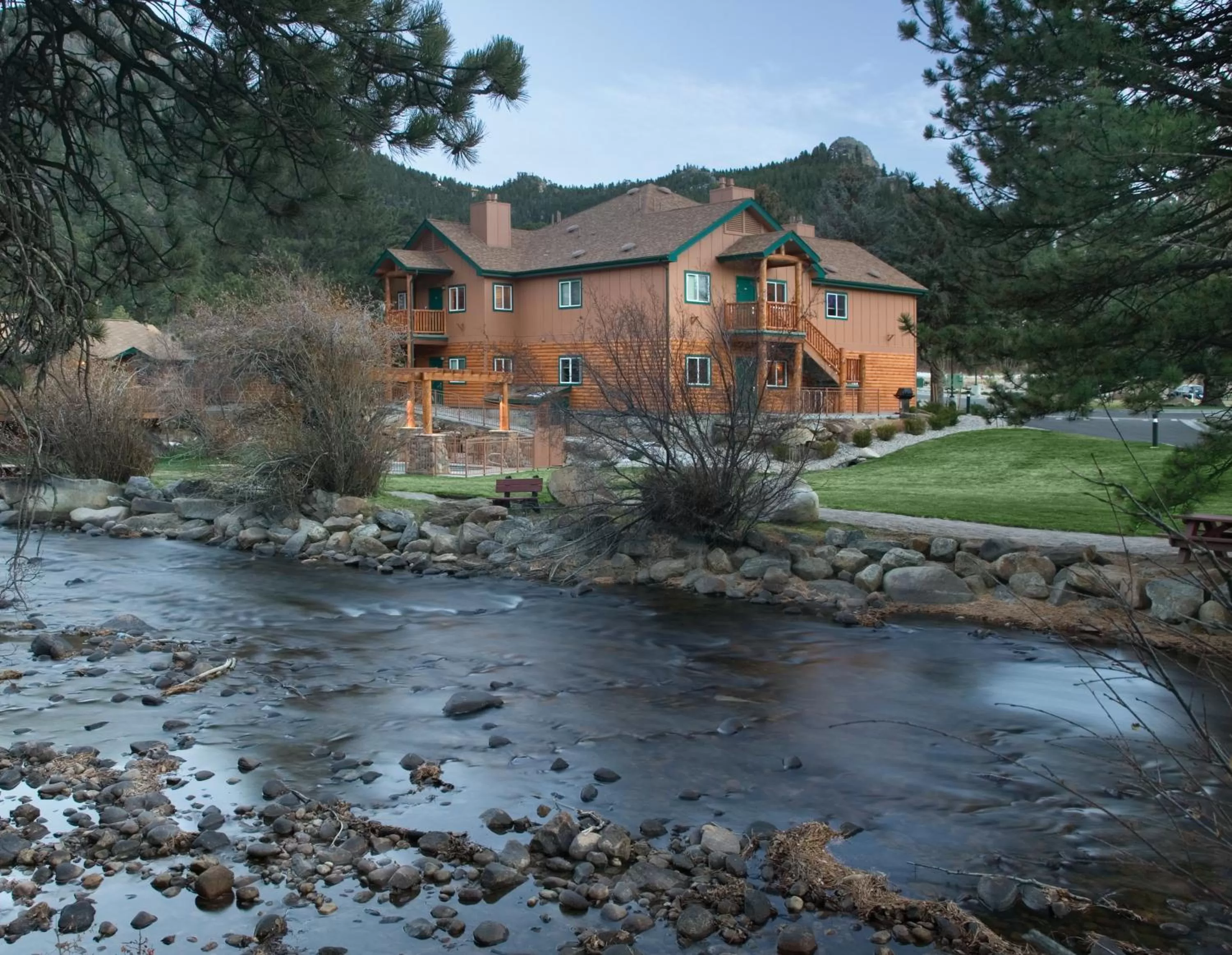Property building in WorldMark Estes Park