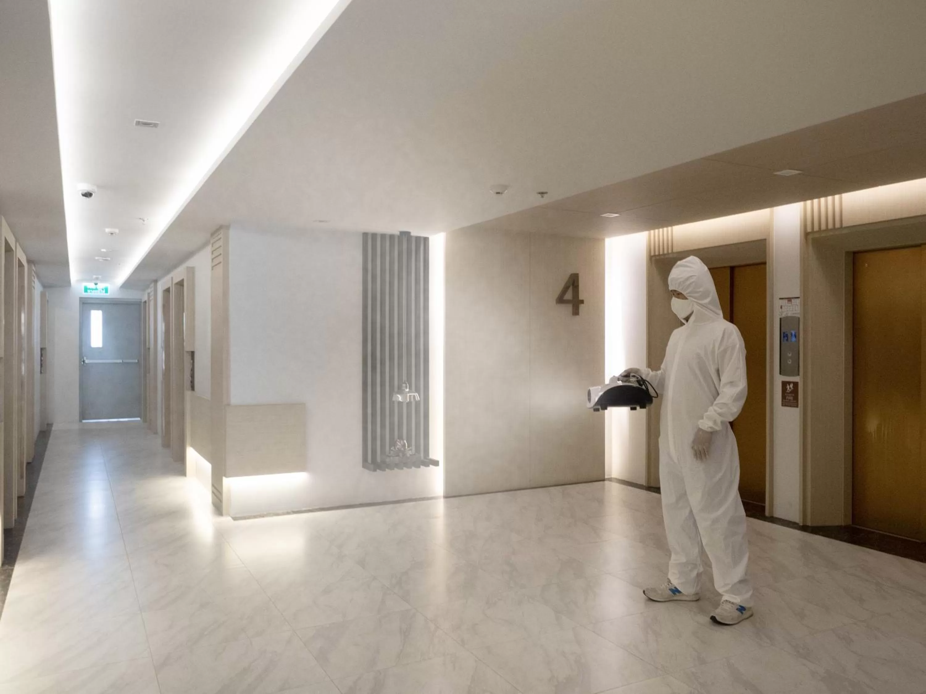 Property building in Samyan Serene Hotel