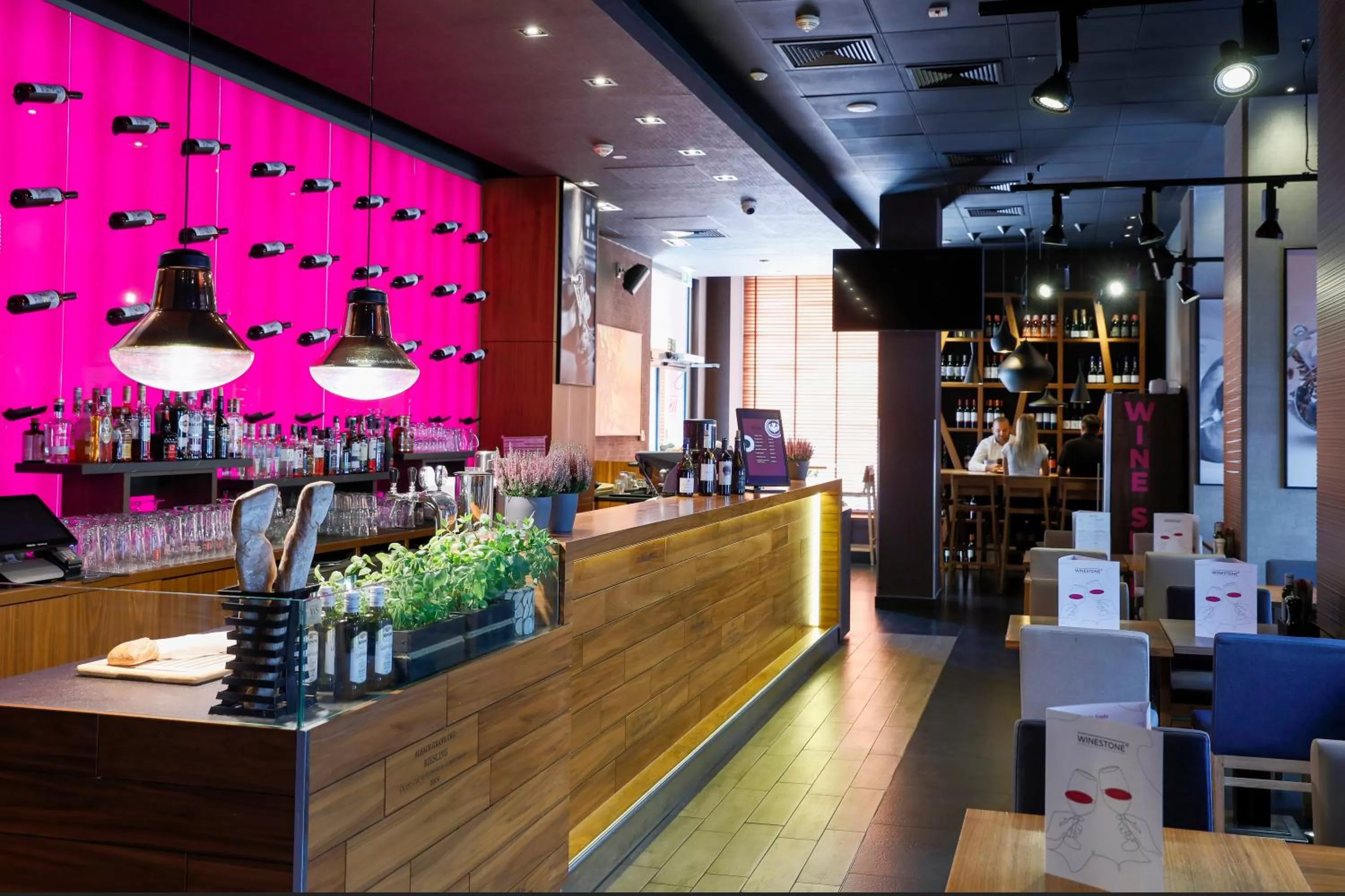 Restaurant/places to eat in Mercure Warszawa Grand