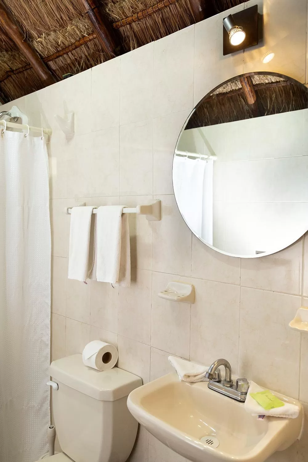 Bathroom in Hotel Amar Inn