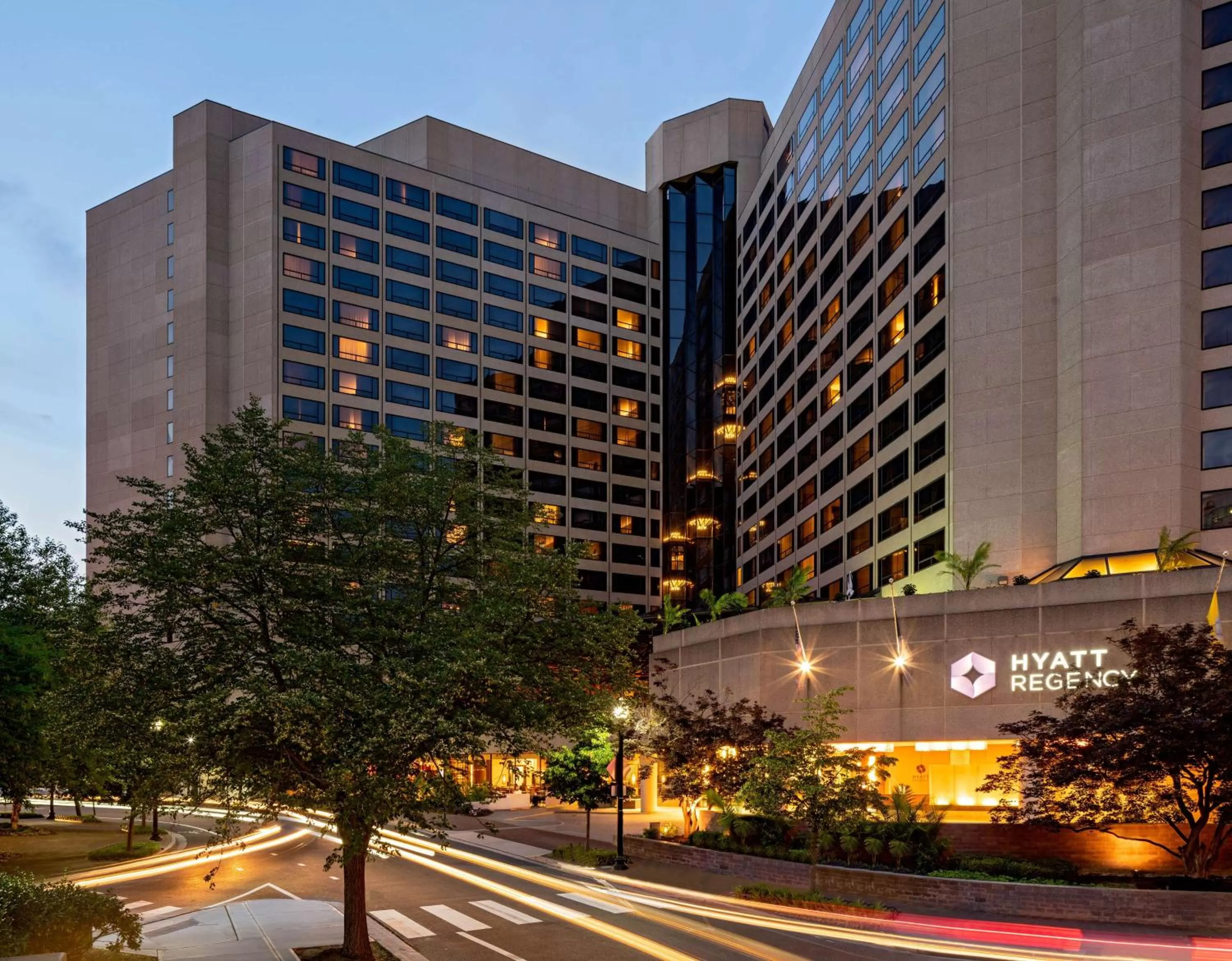 Property building in Hyatt Regency Crystal City at Reagan National Airport