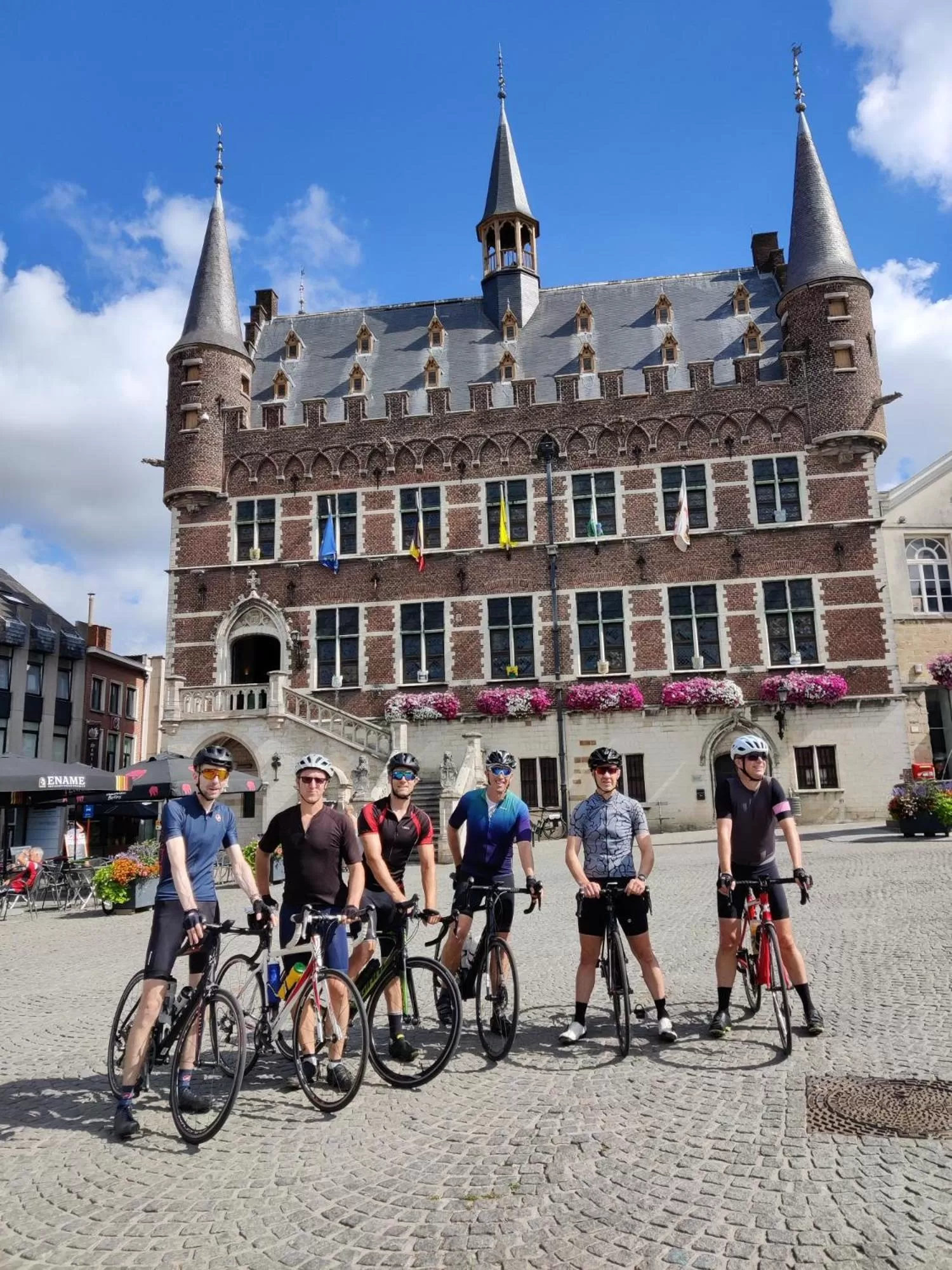 Biking in Flandrien Hotel