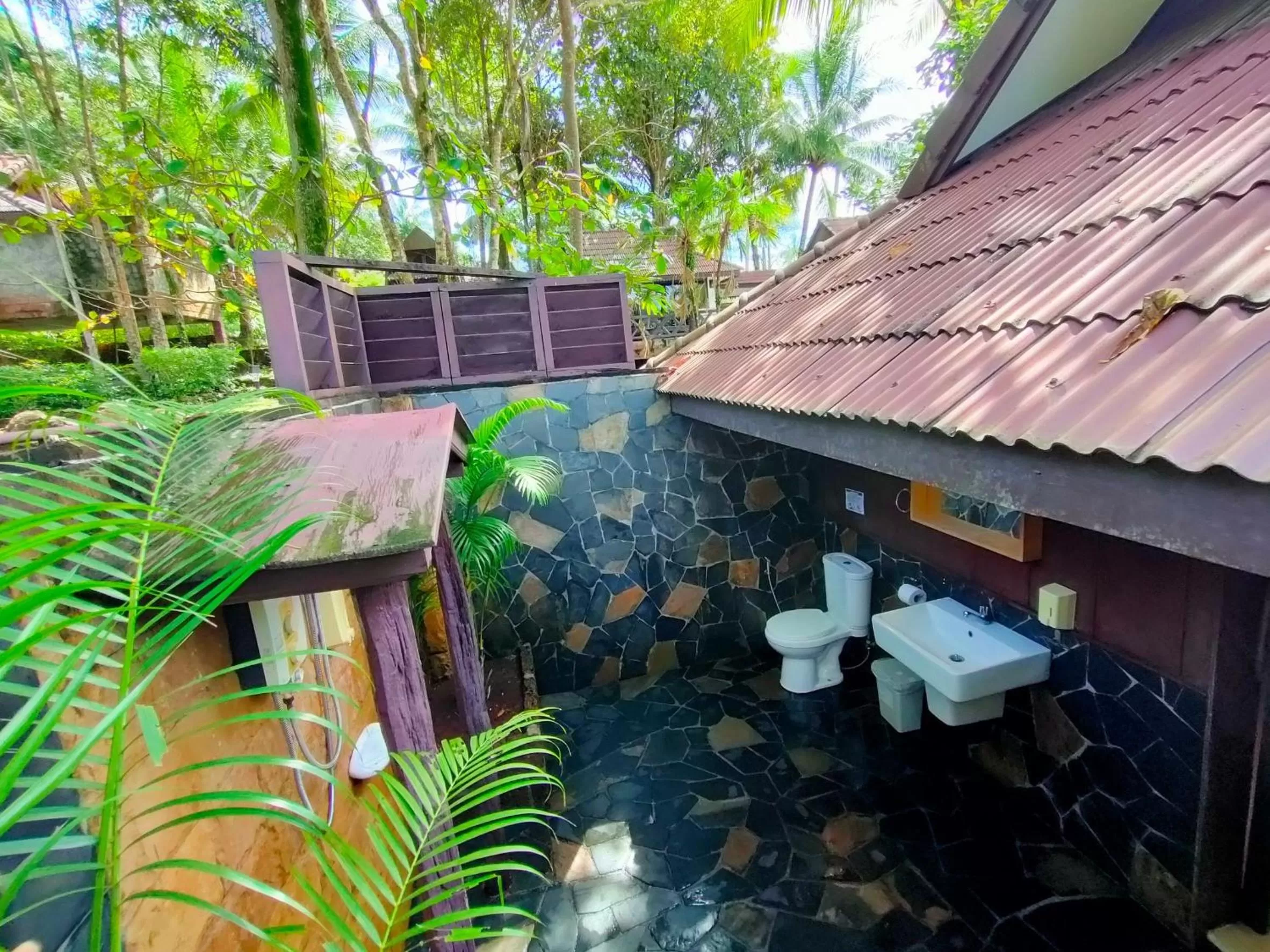 Open Air Bath in Koh Kood Beach Resort