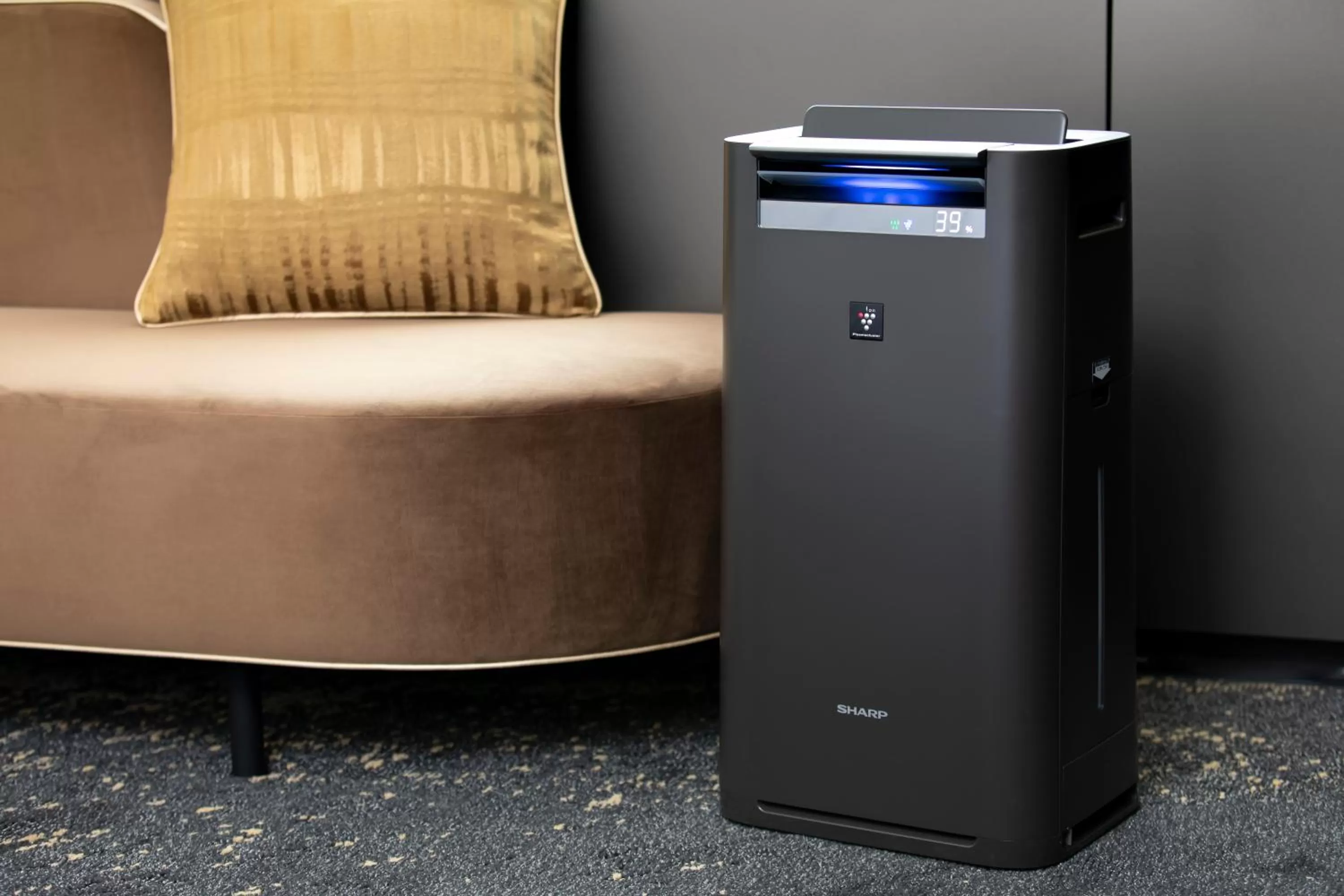 Decorative detail in Cross Hotel Osaka