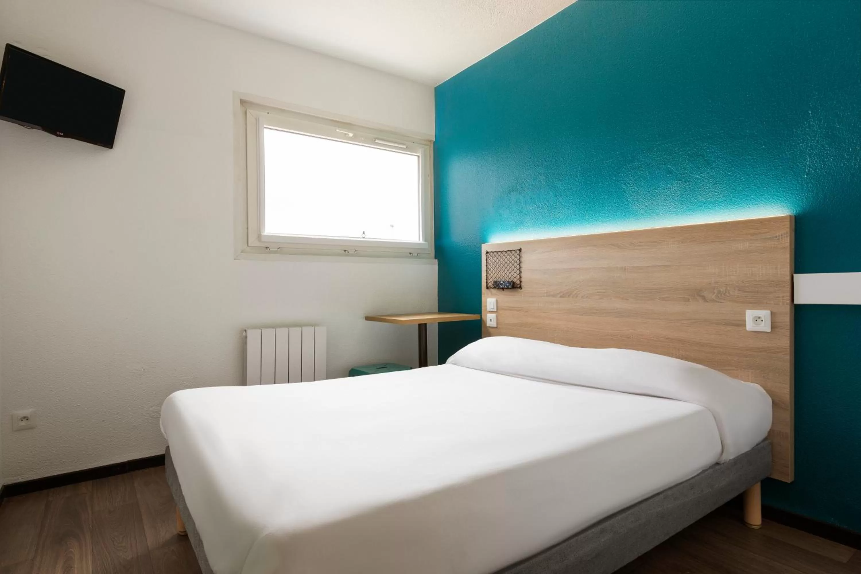 Bed in Hôtel F1 Reims Tinqueux