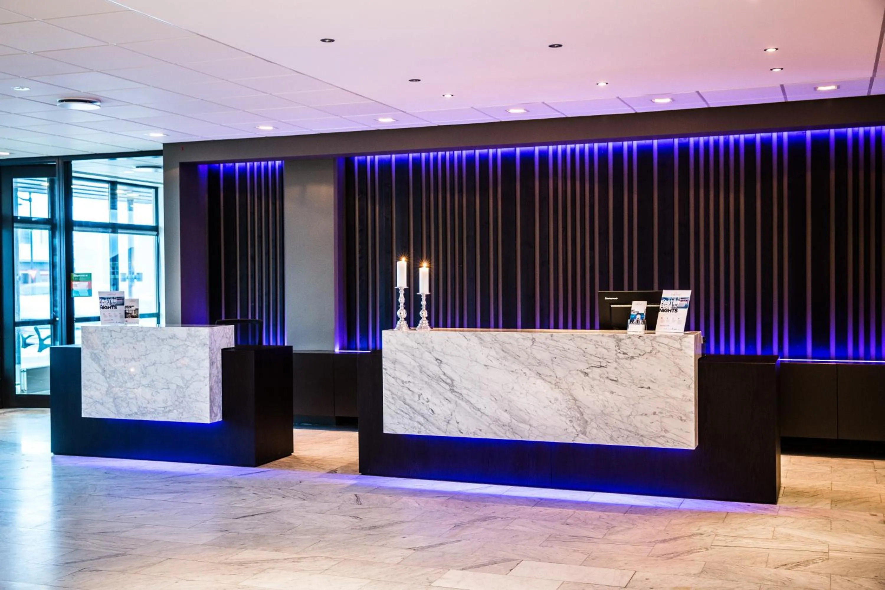 Lobby or reception in Park Inn by Radisson Reykjavik Keflavík Airport