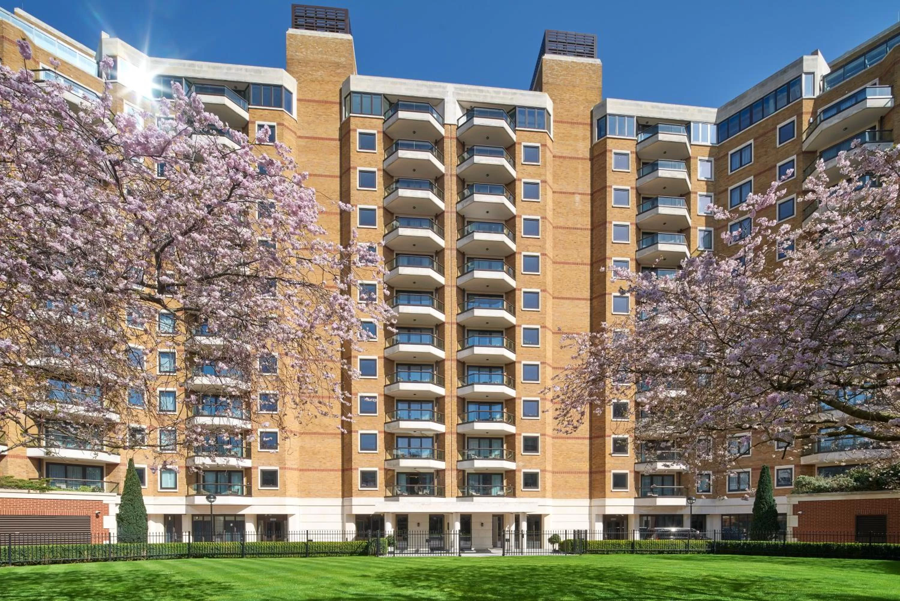 Property building in Cheval Gloucester Park at Kensington