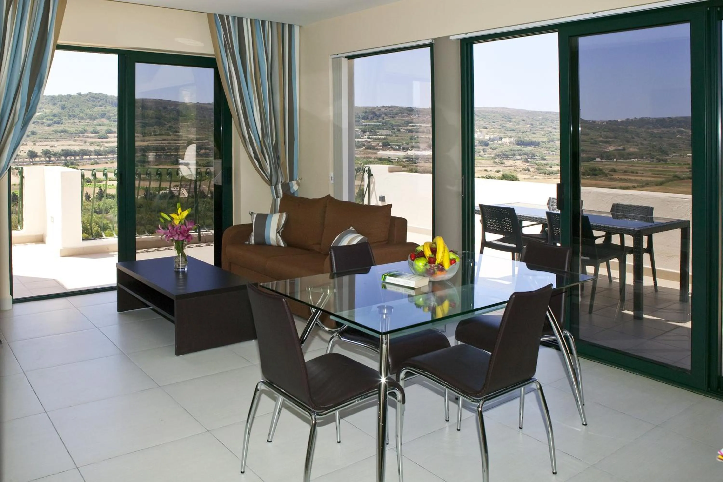 Shower in Porto Azzurro Aparthotel