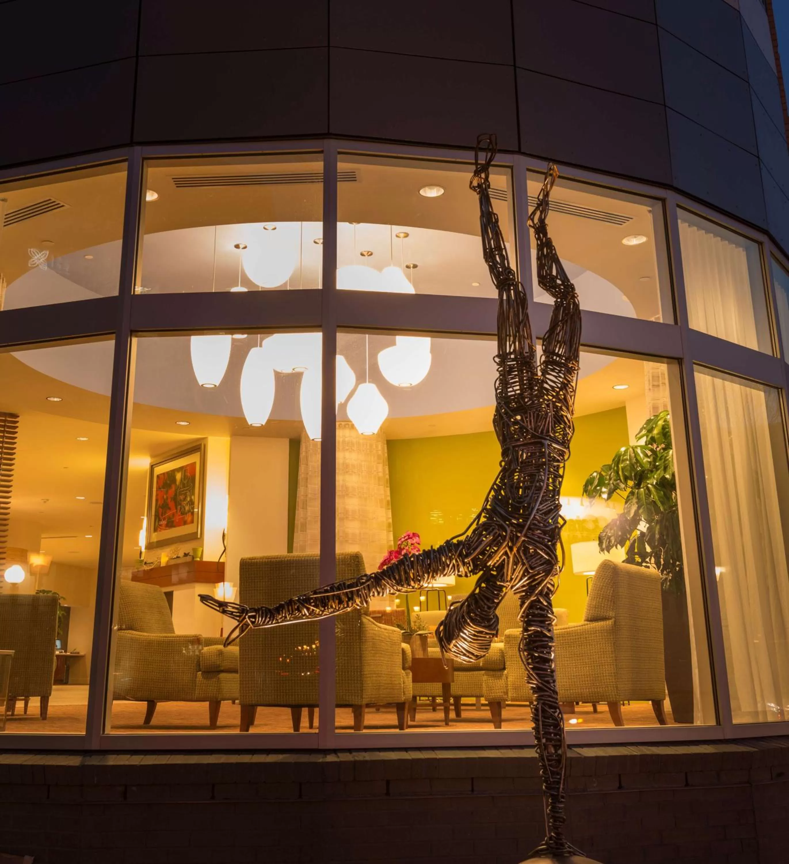 Property building in Hilton Garden Inn Alexandria Old Town National Harbor